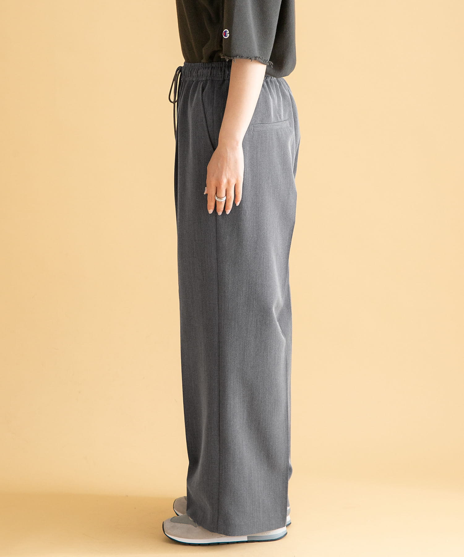 身長：166cm サイズ：38