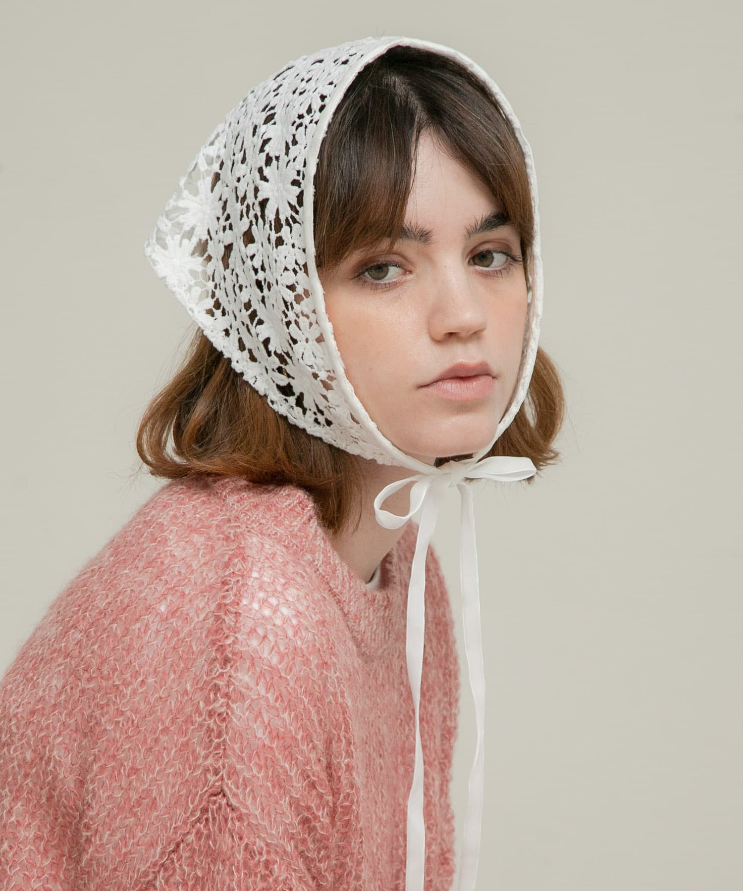 フラワーレースサンカクストール オフ one