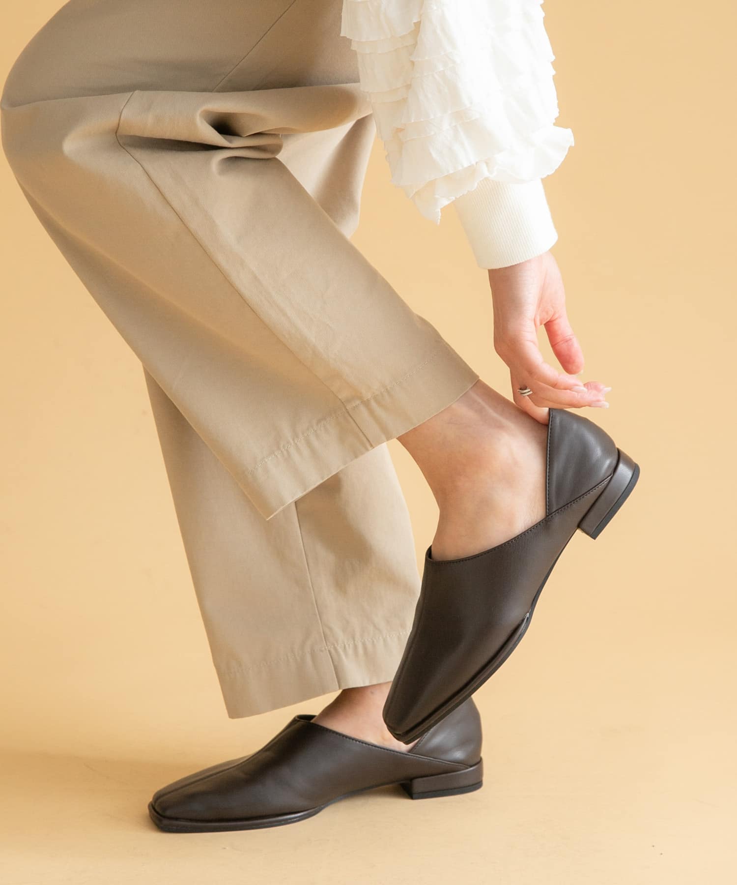 スクエアフラットスリッポン ブラウン S