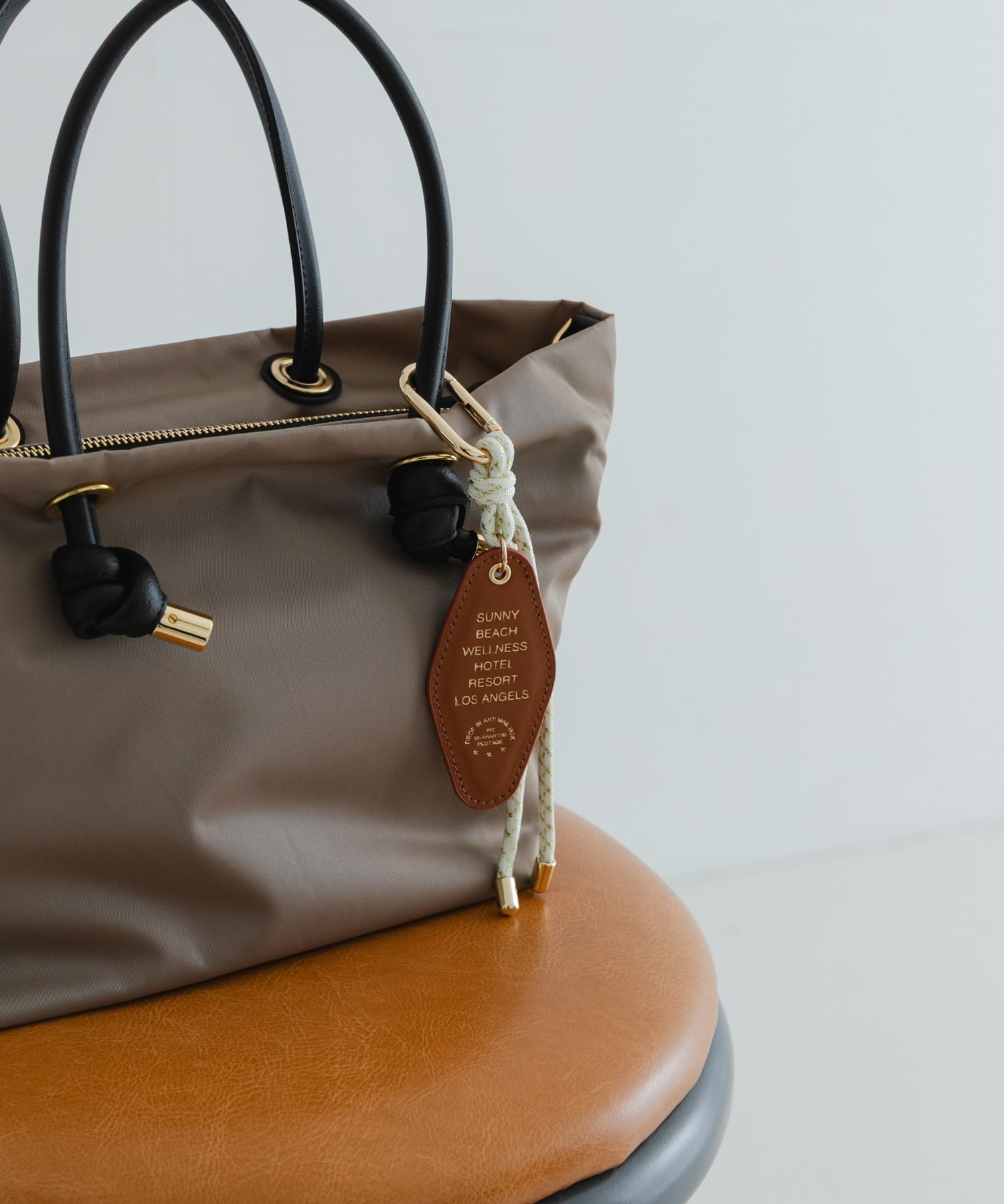 パラコードチャームキーホルダー