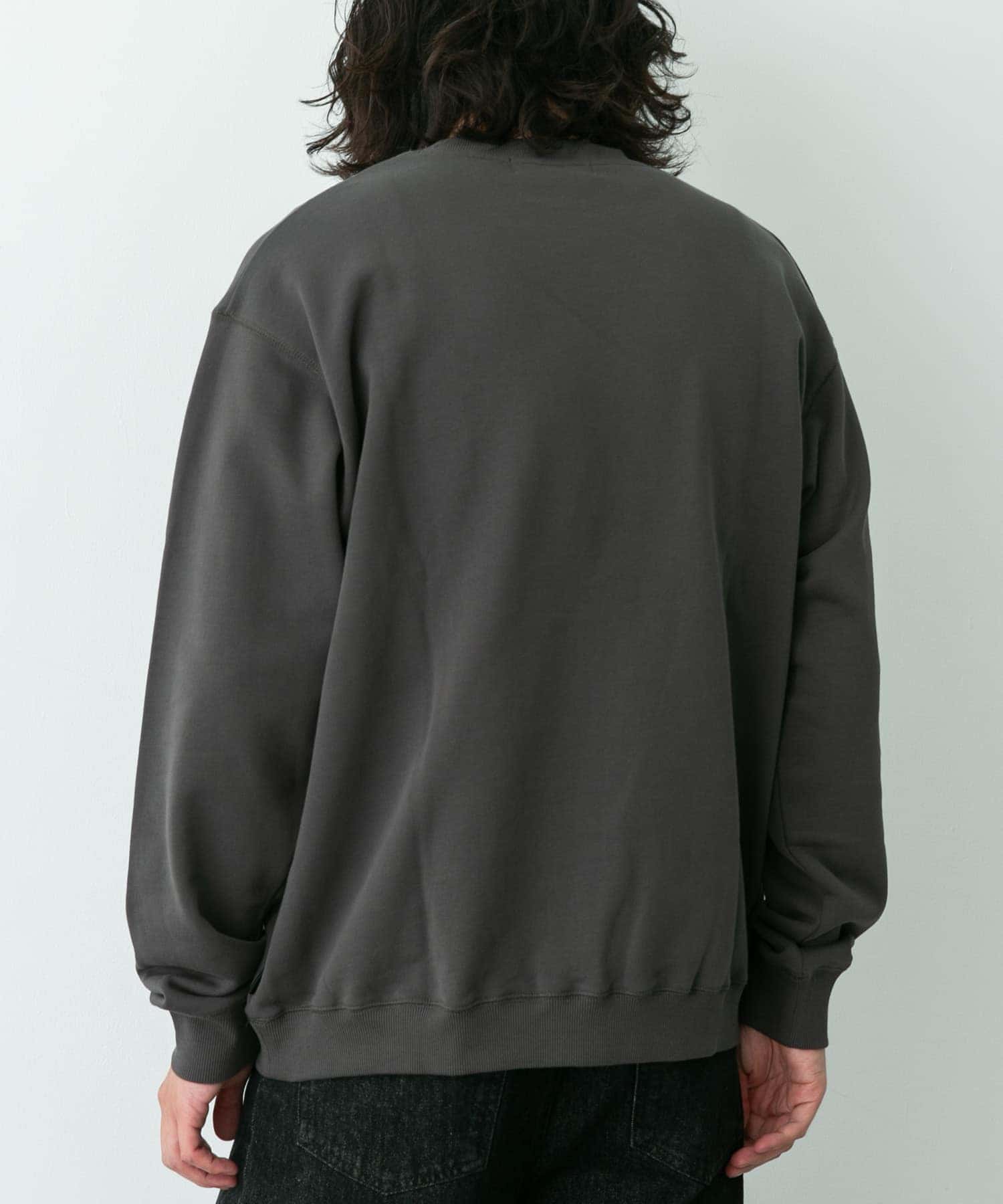 身長：180cm 体重：60kg サイズ：L