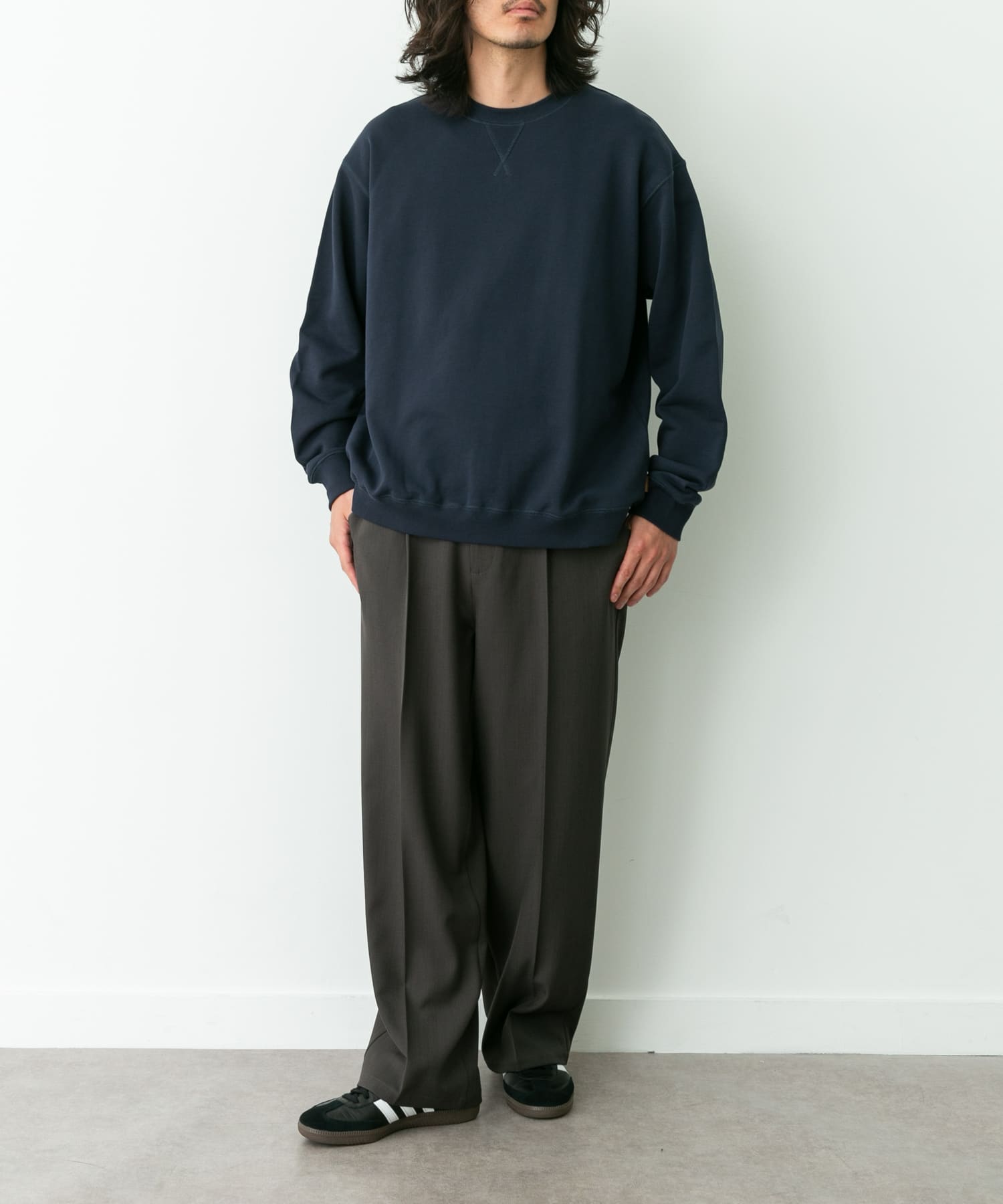 ネイビー