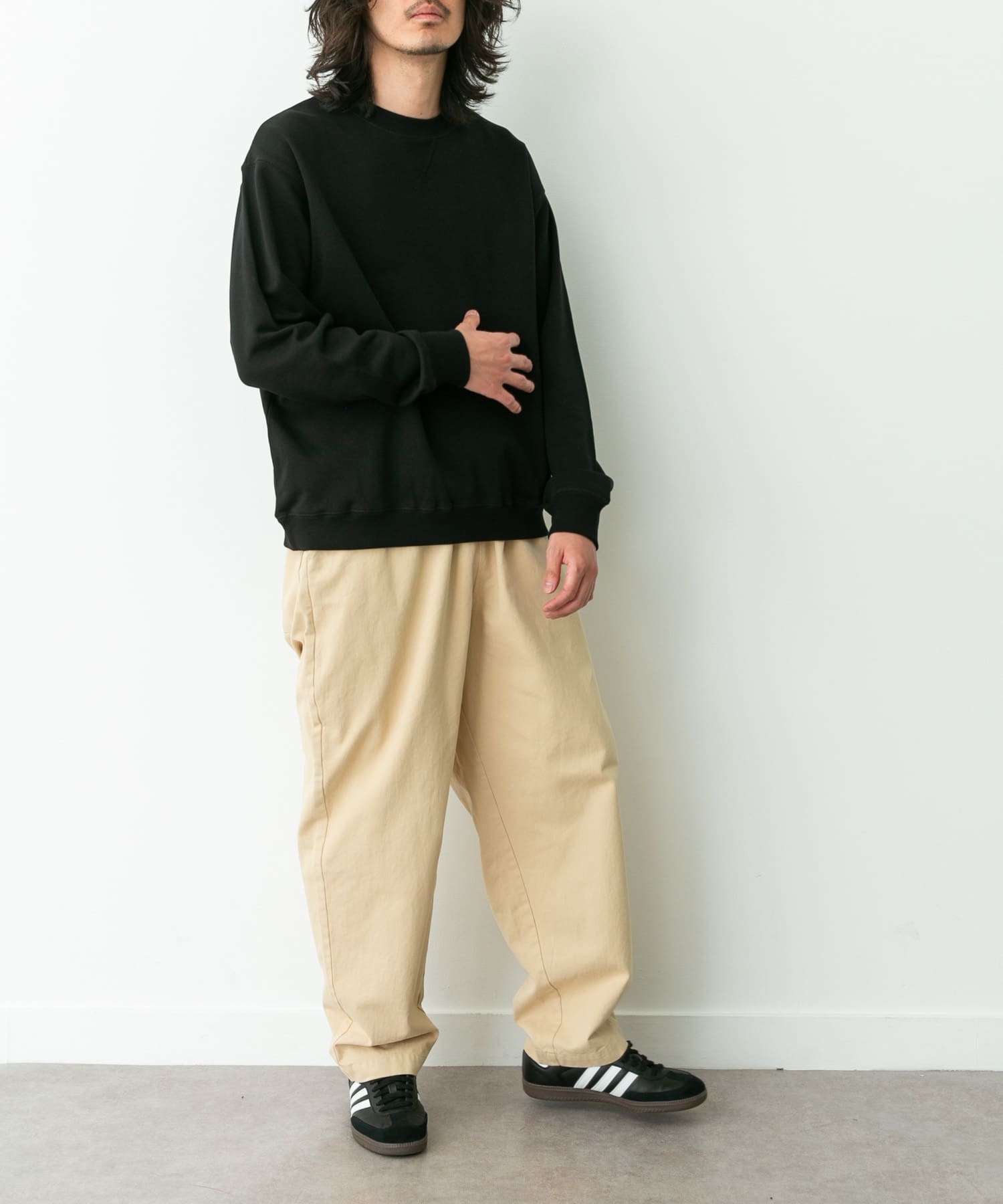 ブラック