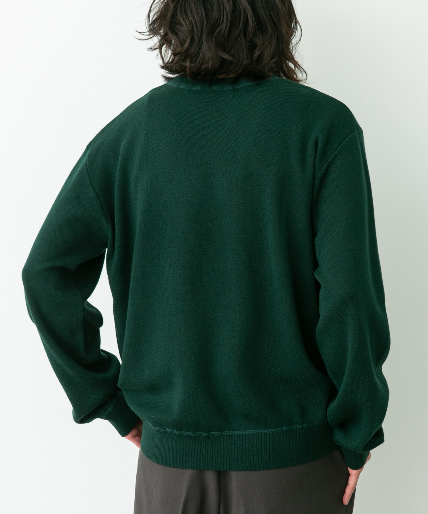 身長：180cm 体重：60kg サイズ：L