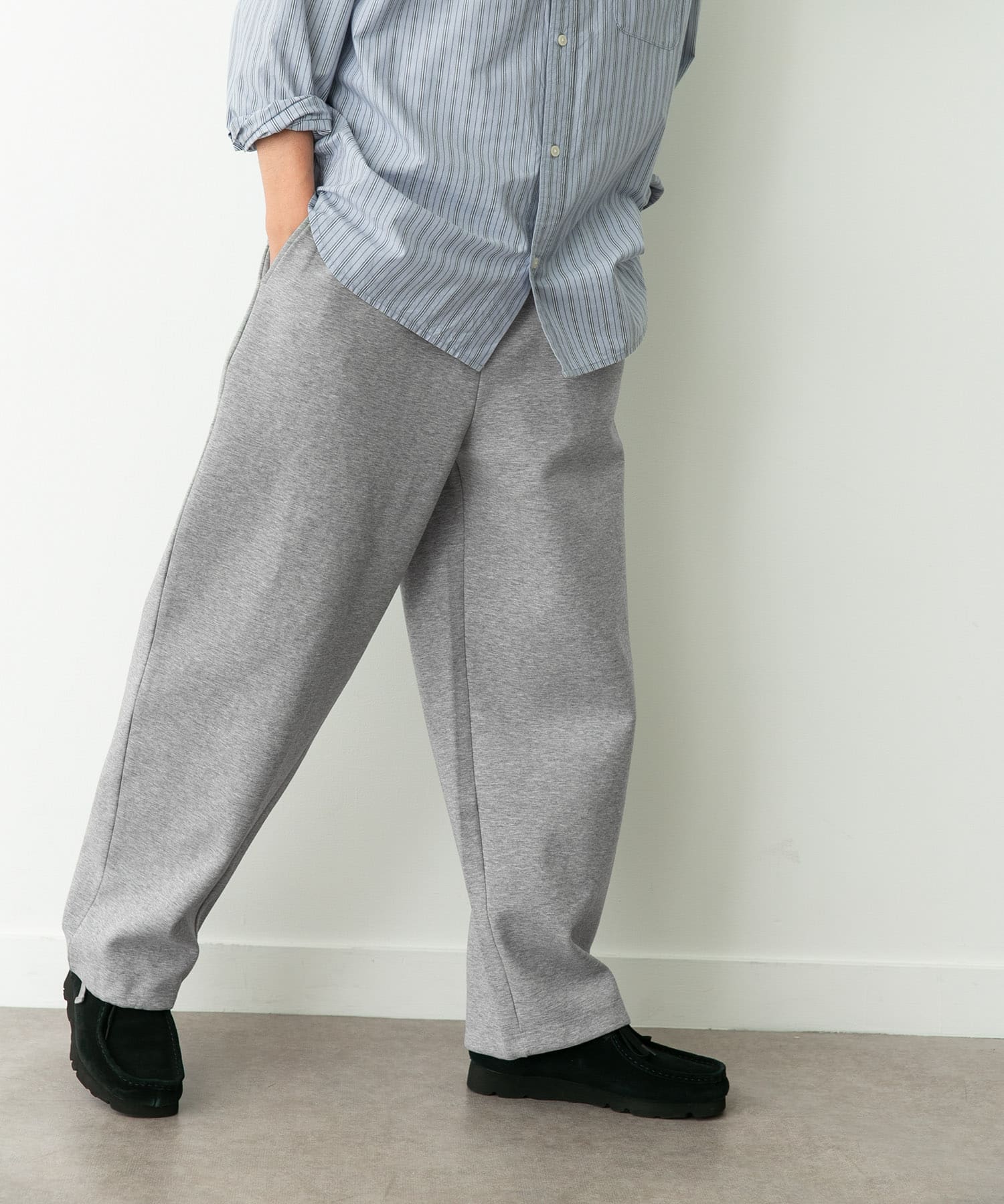 リラックスワイドスウェットパンツ
