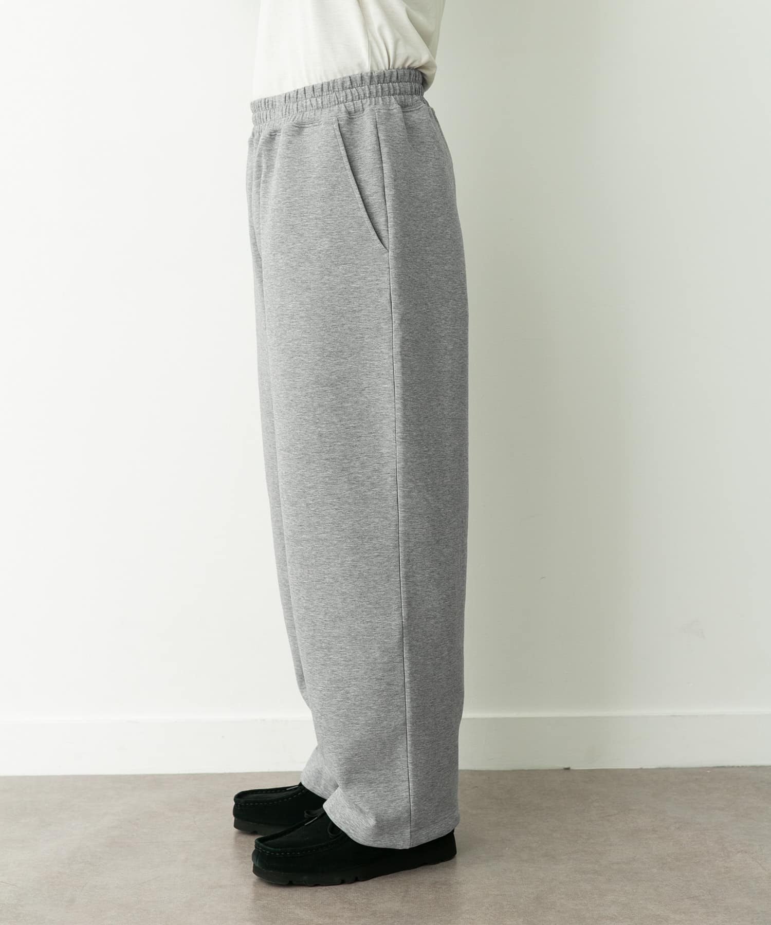 身長：180cm 体重：60kg サイズ：L