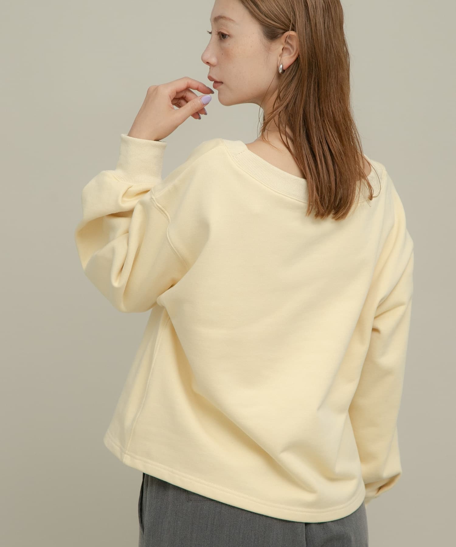 ワイドクルーネックスウェット