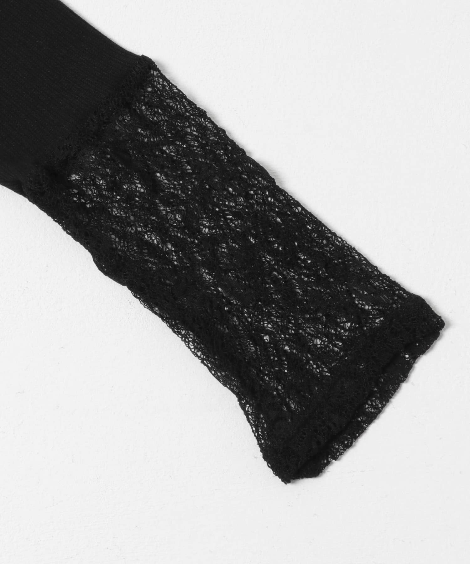 ブラック