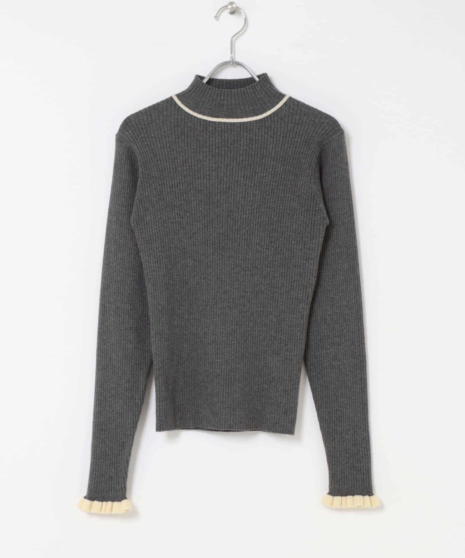 袖口フリルハイネックプルオーバー GRYxOFF FREE