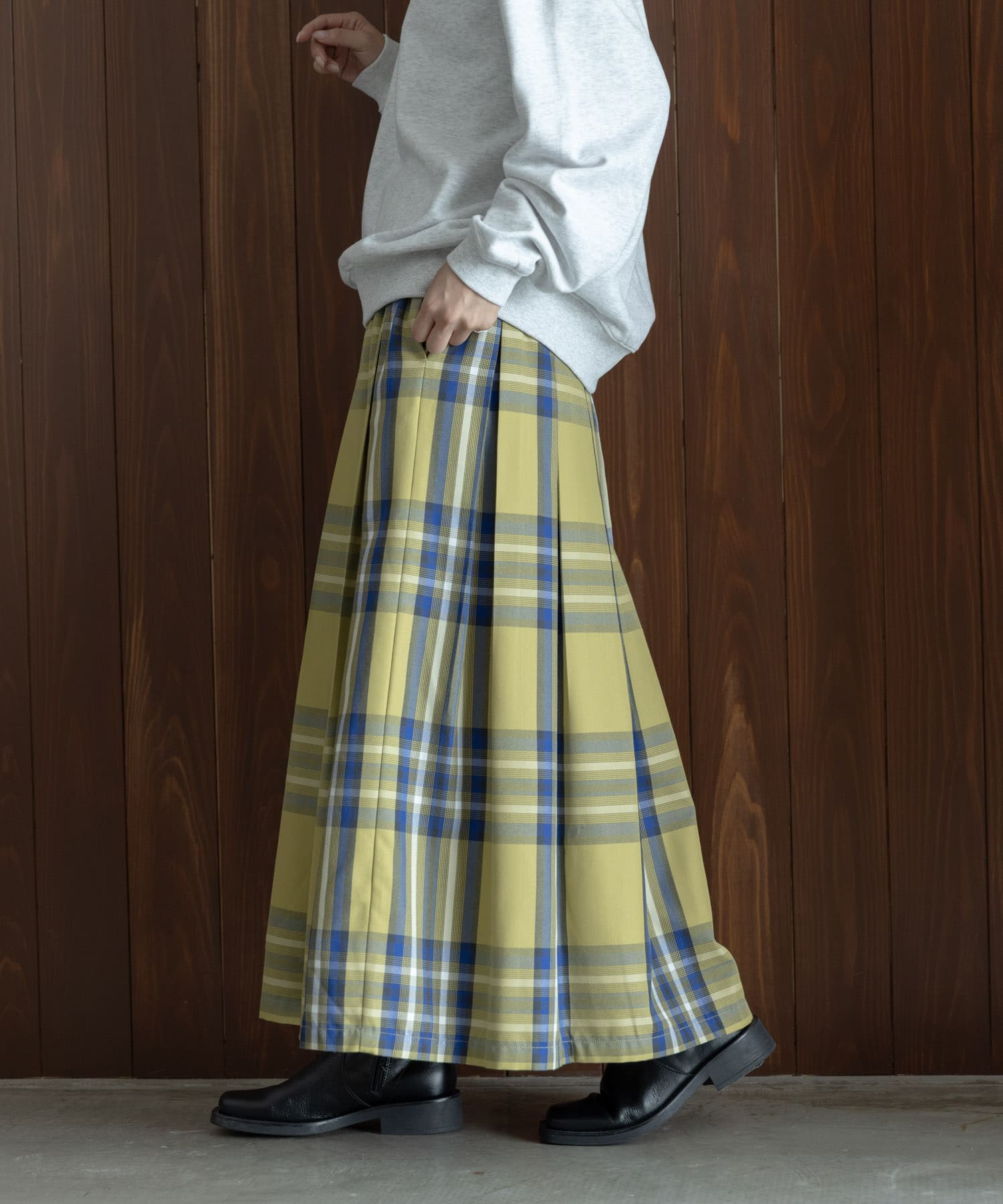 身長：166cm サイズ：38