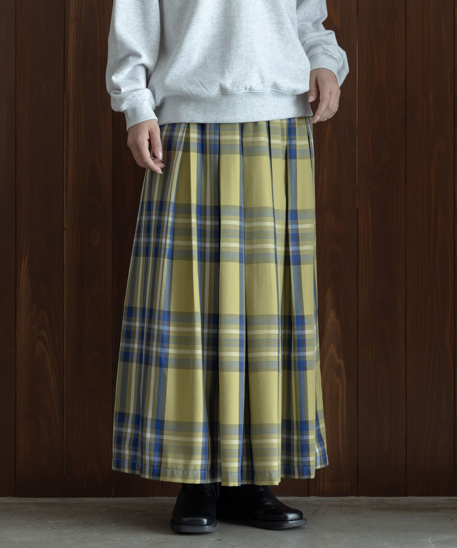 身長：166cm サイズ：38