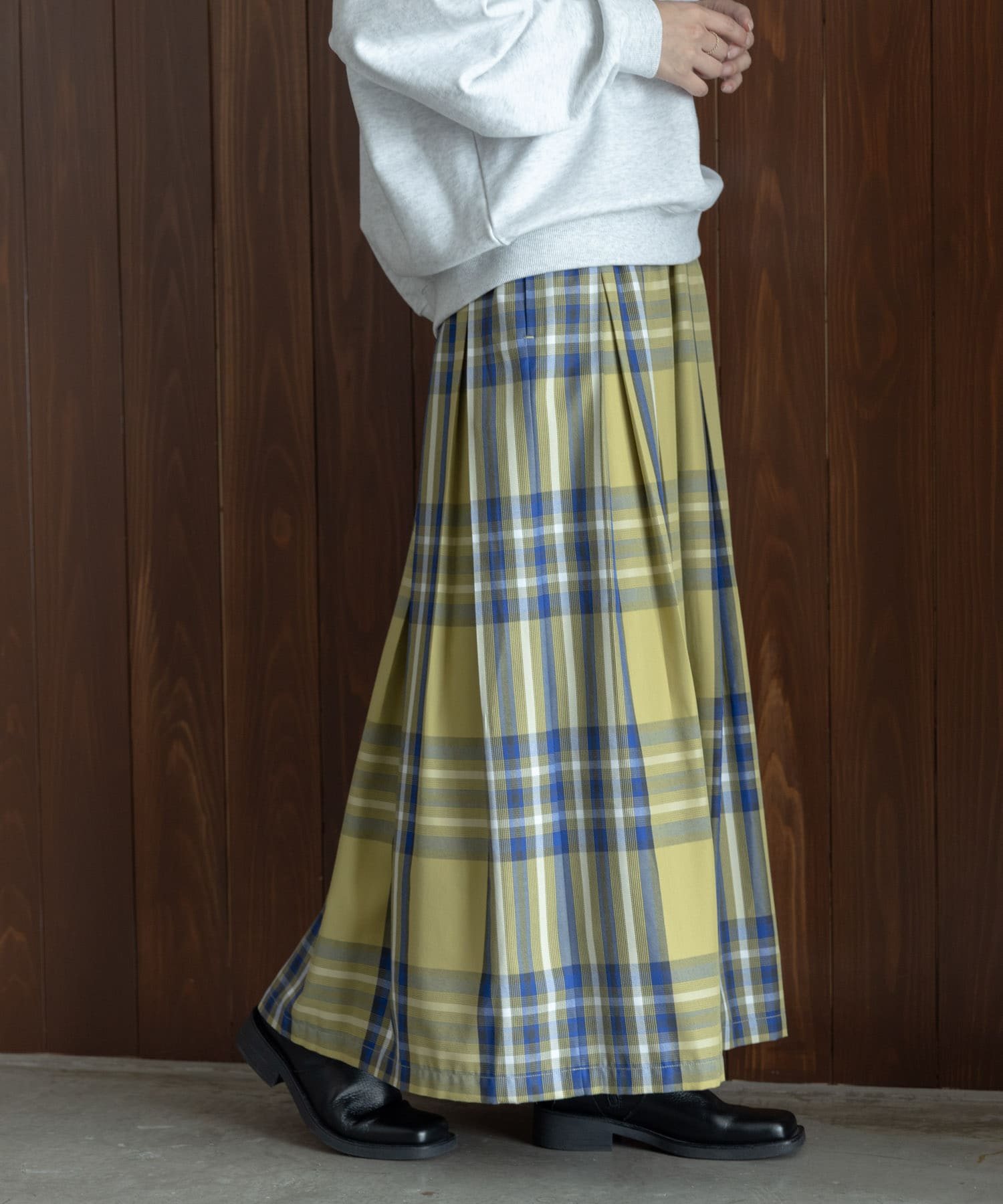 身長：166cm サイズ：38