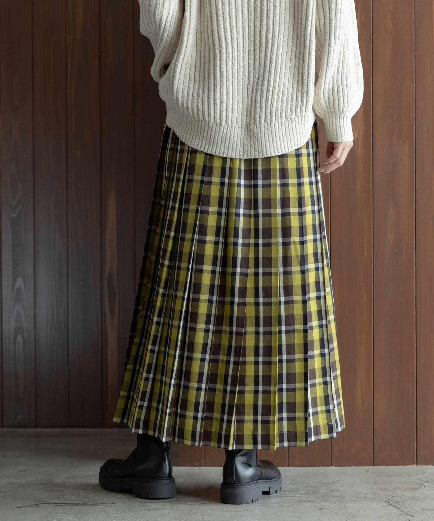 身長：166cm サイズ：38