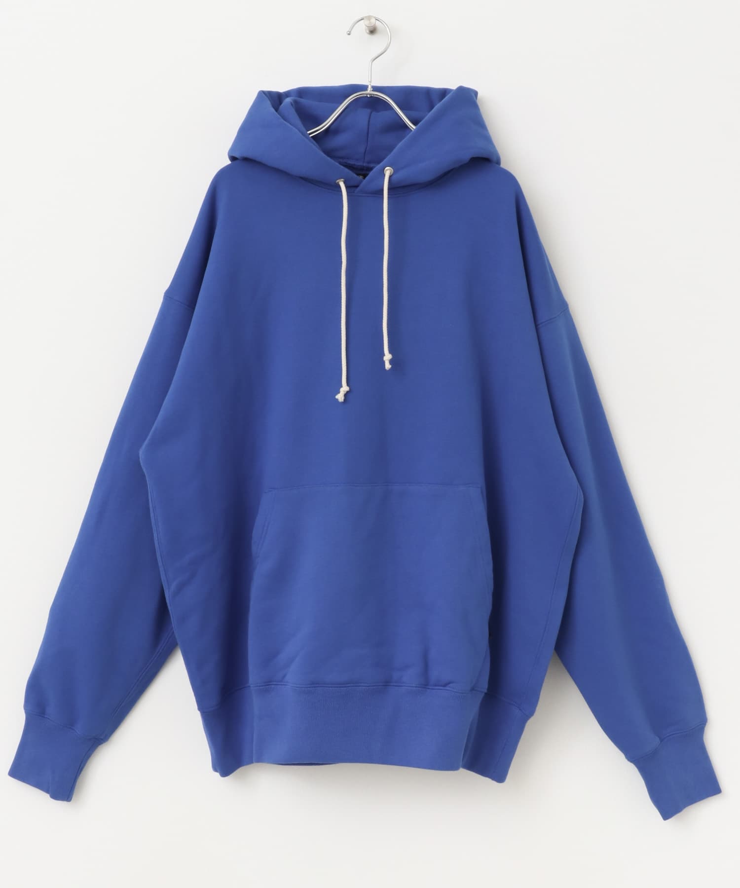 R BLUE