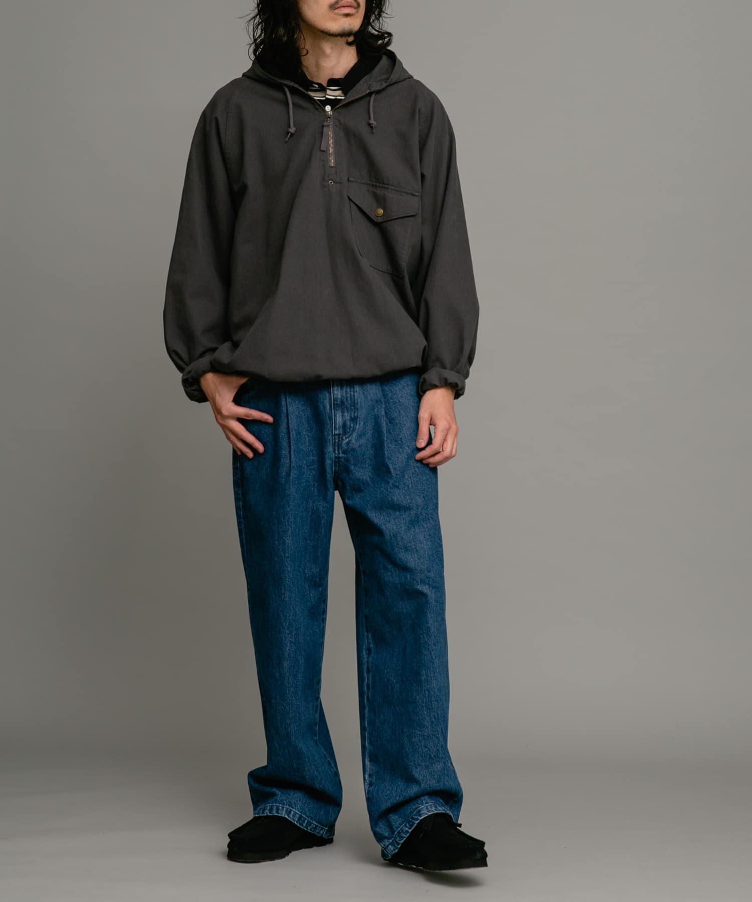 身長：180cm 体重：60kg サイズ：L