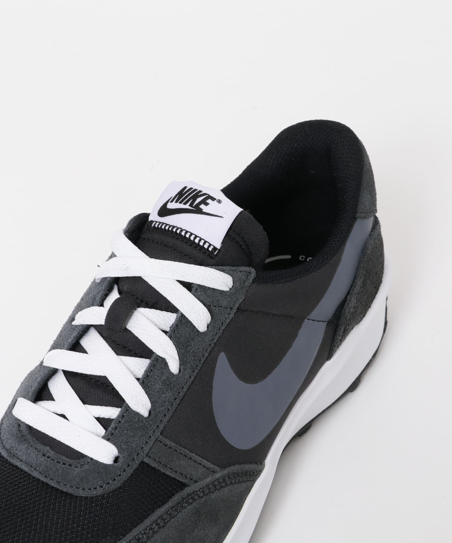 NIKE　ナイキ ワッフル NAV 001ブラック 26