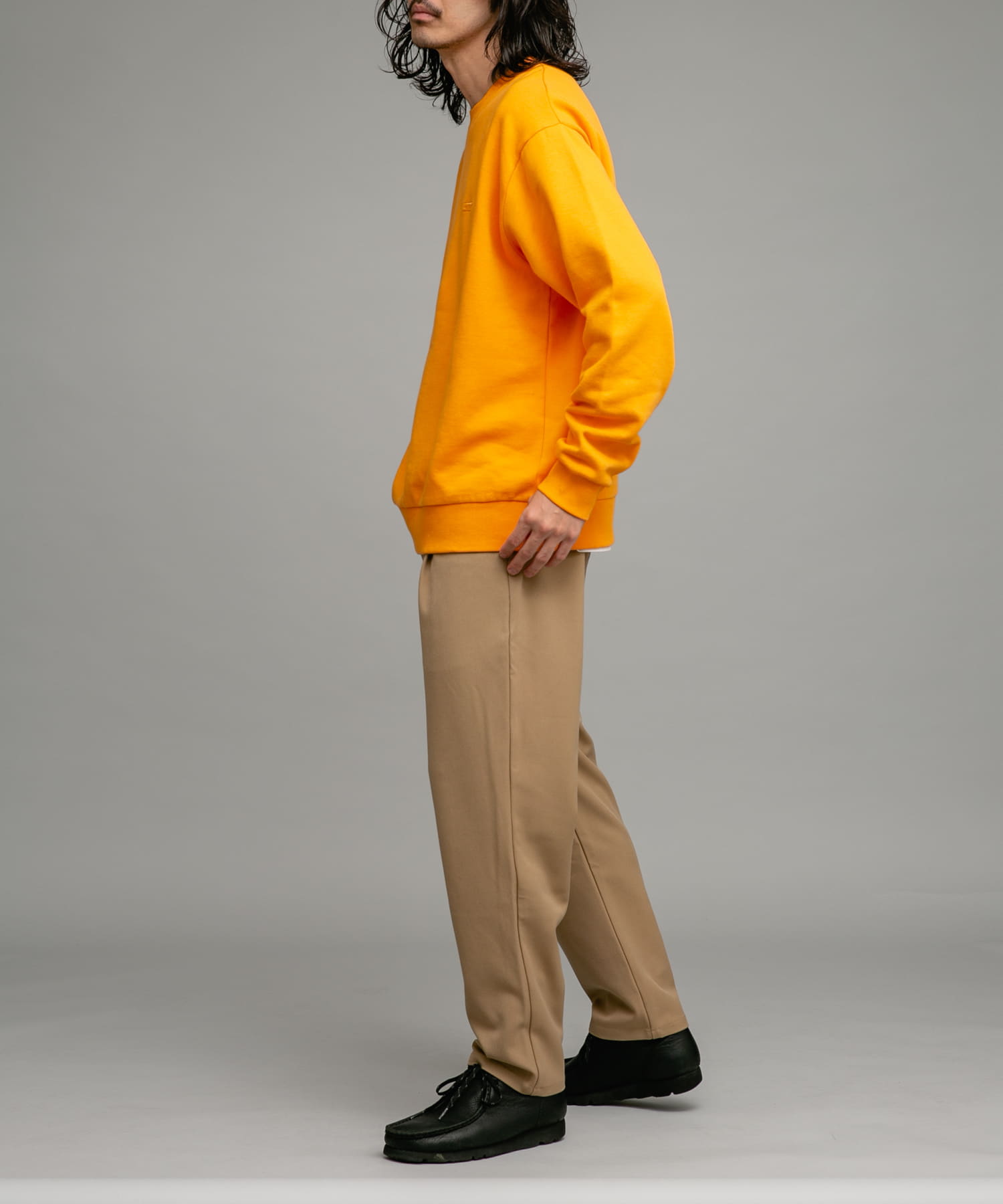 身長：180cm 体重：60kg サイズ：L