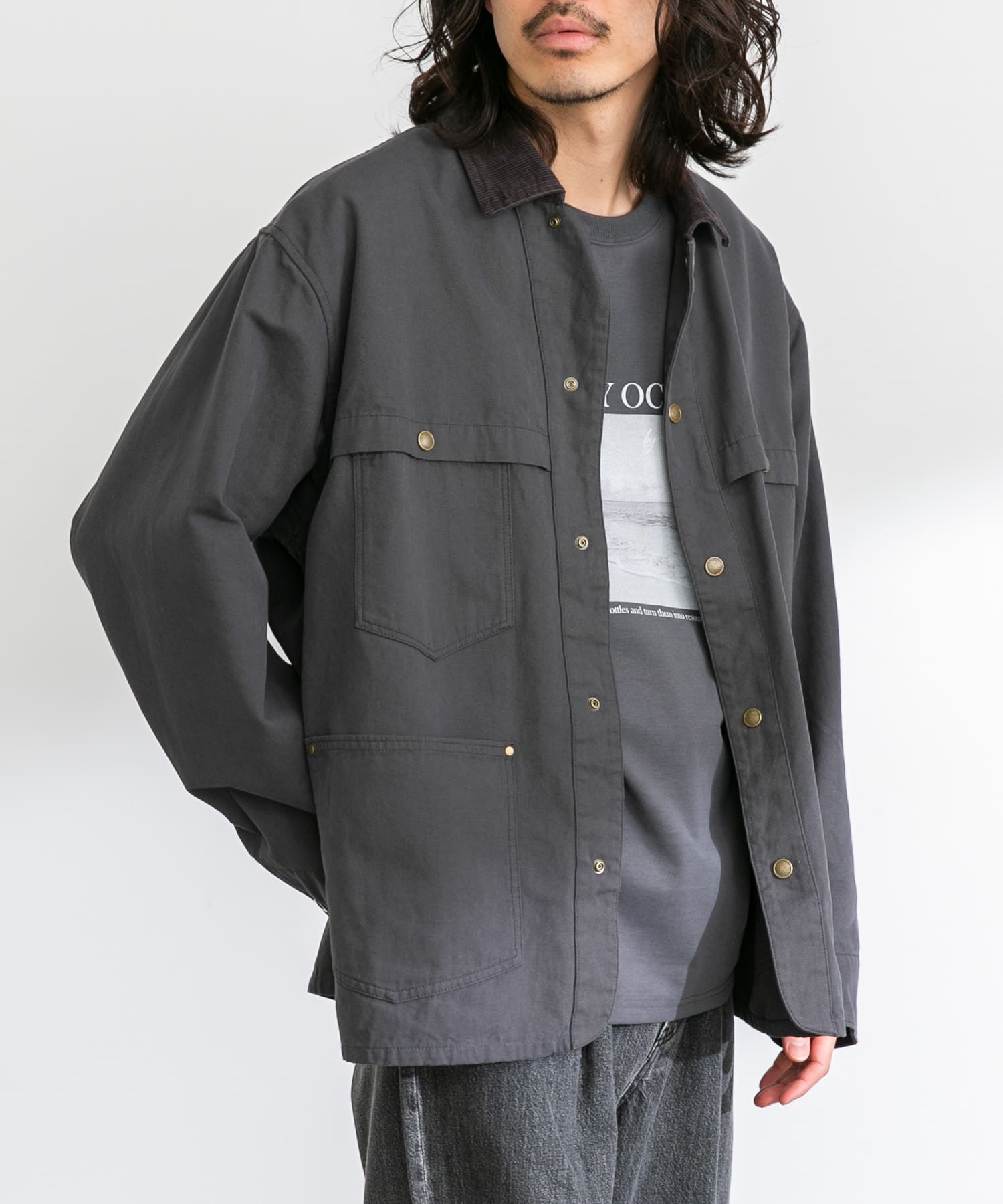 身長：180cm 体重：60kg サイズ：L