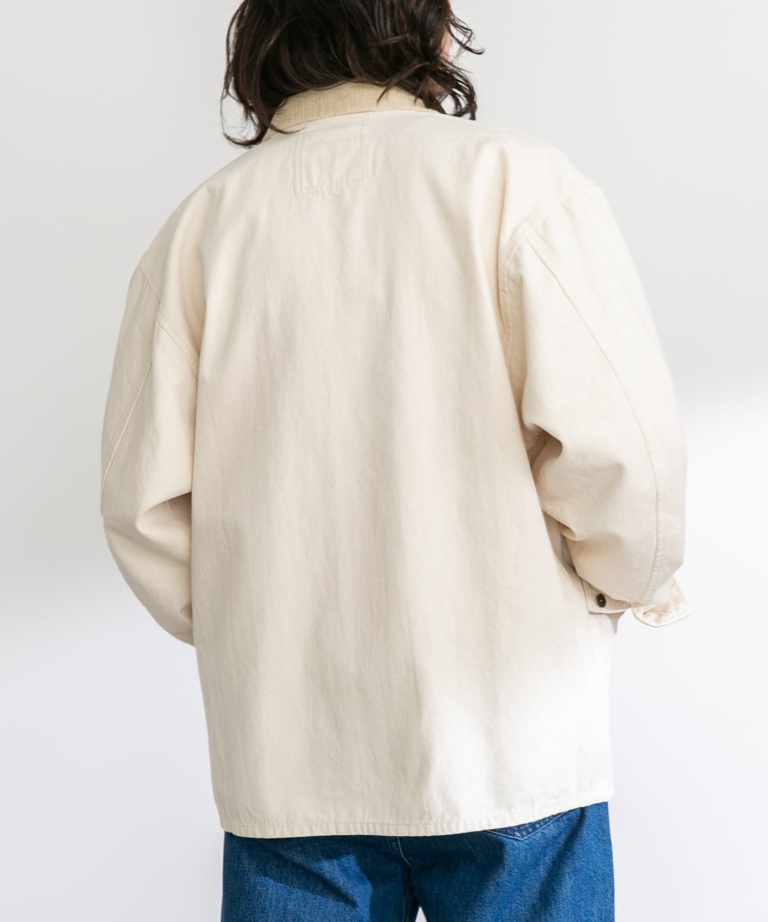 身長：180cm 体重：60kg サイズ：L