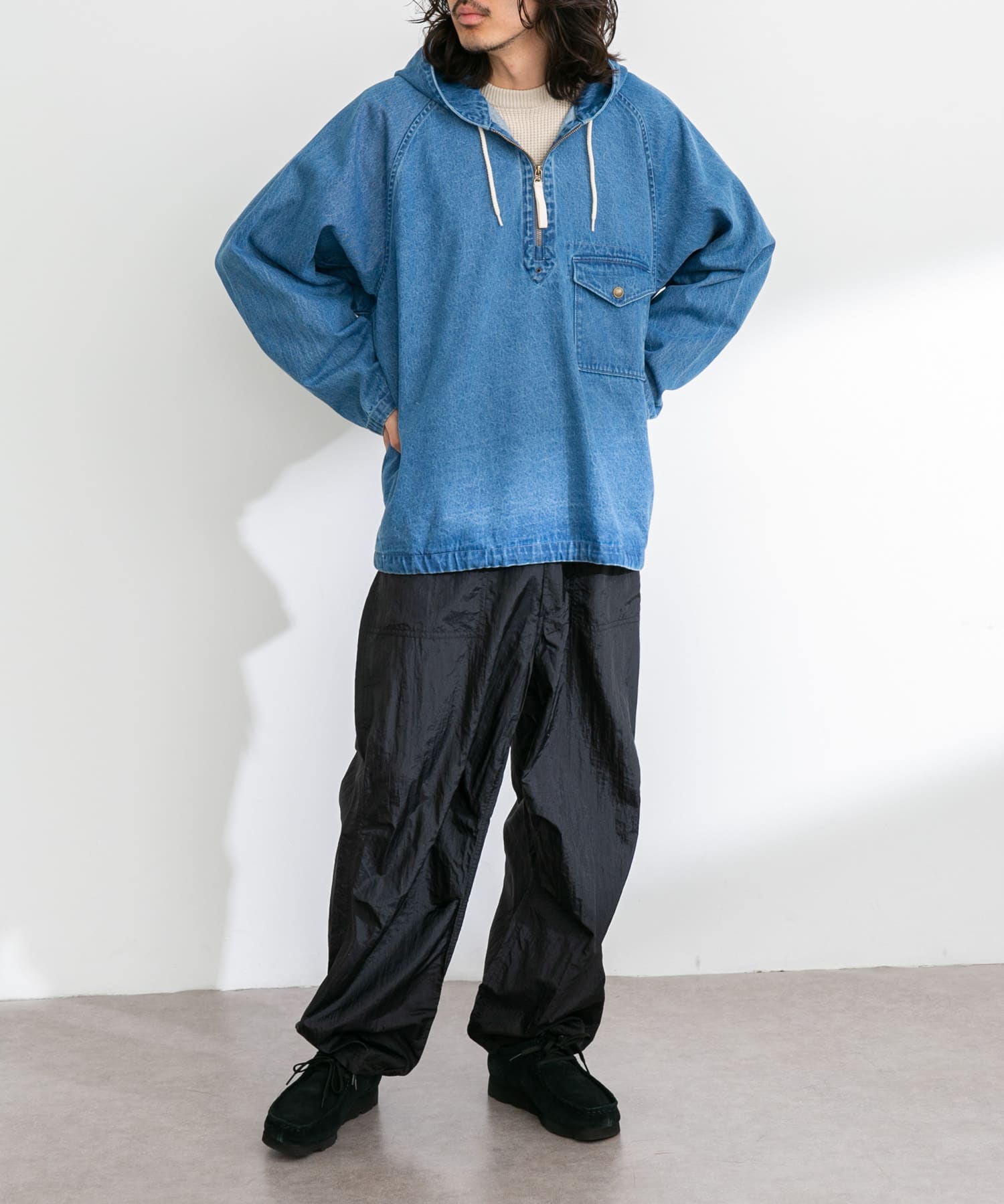 身長：180cm 体重：60kg サイズ：L