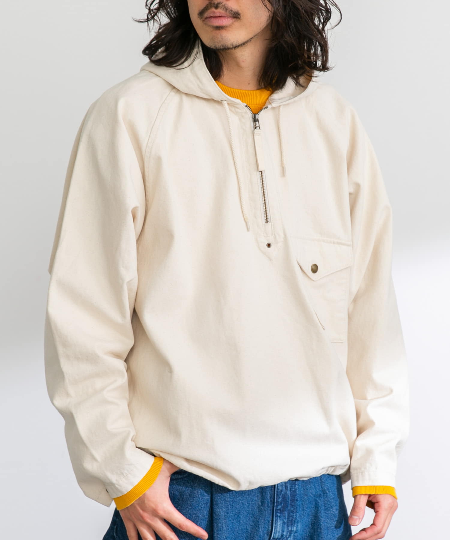 身長：180cm 体重：60kg サイズ：L