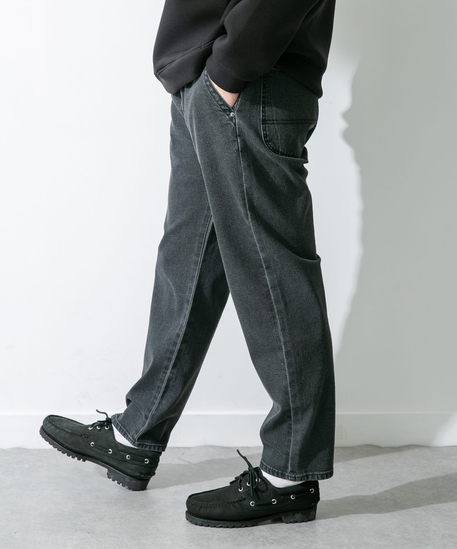 BLACK USED