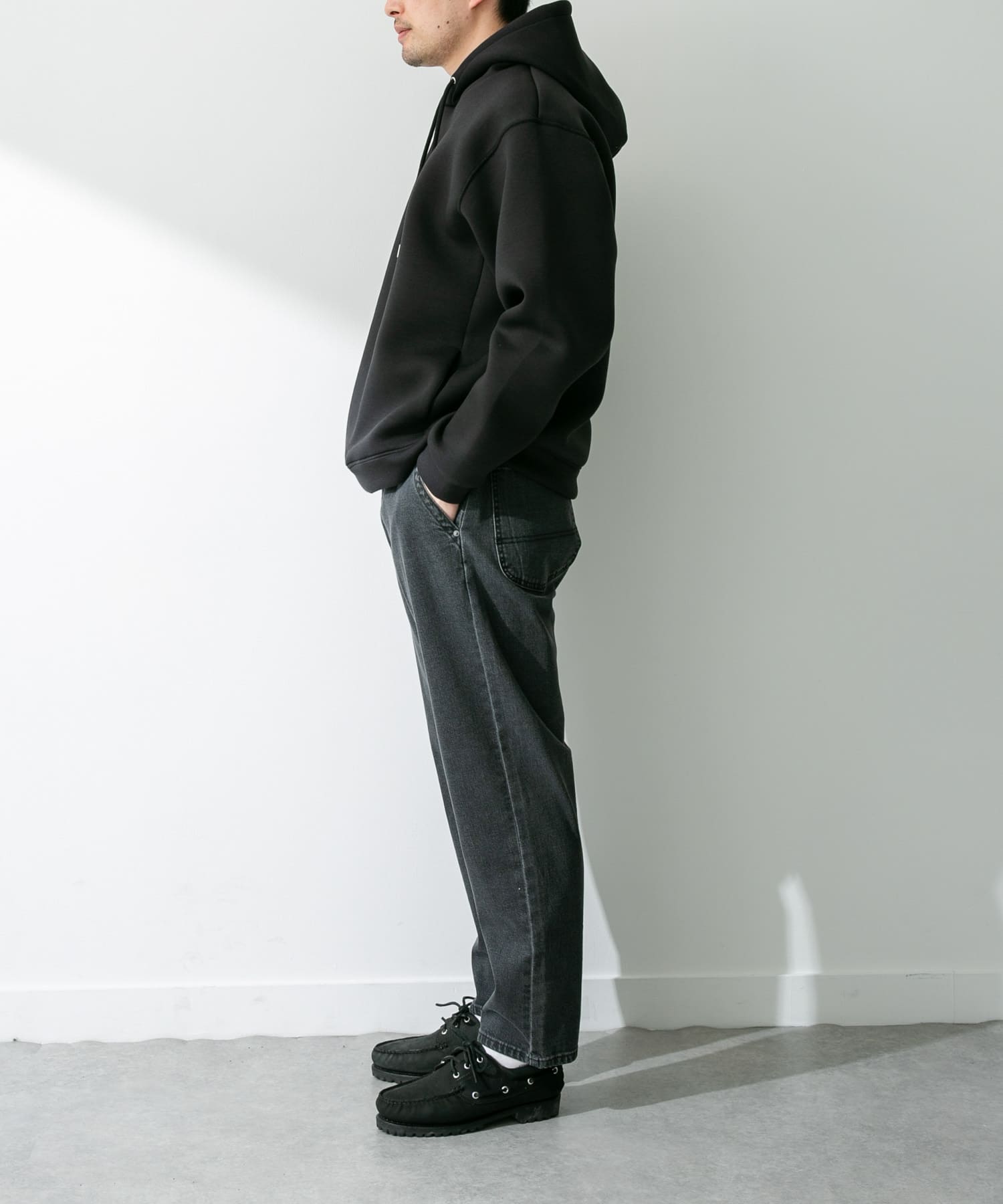 BLACK USED