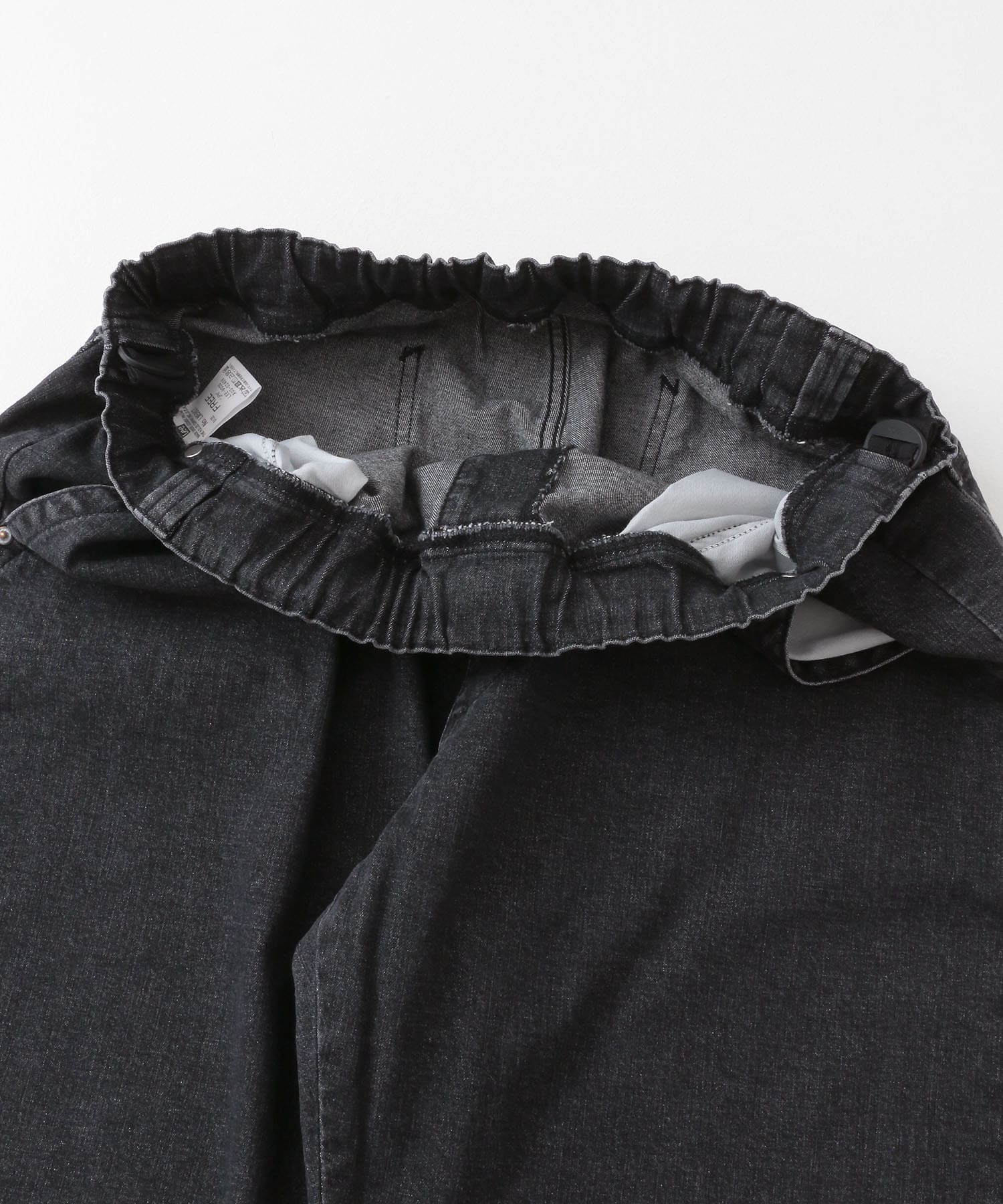 BLACK USED
