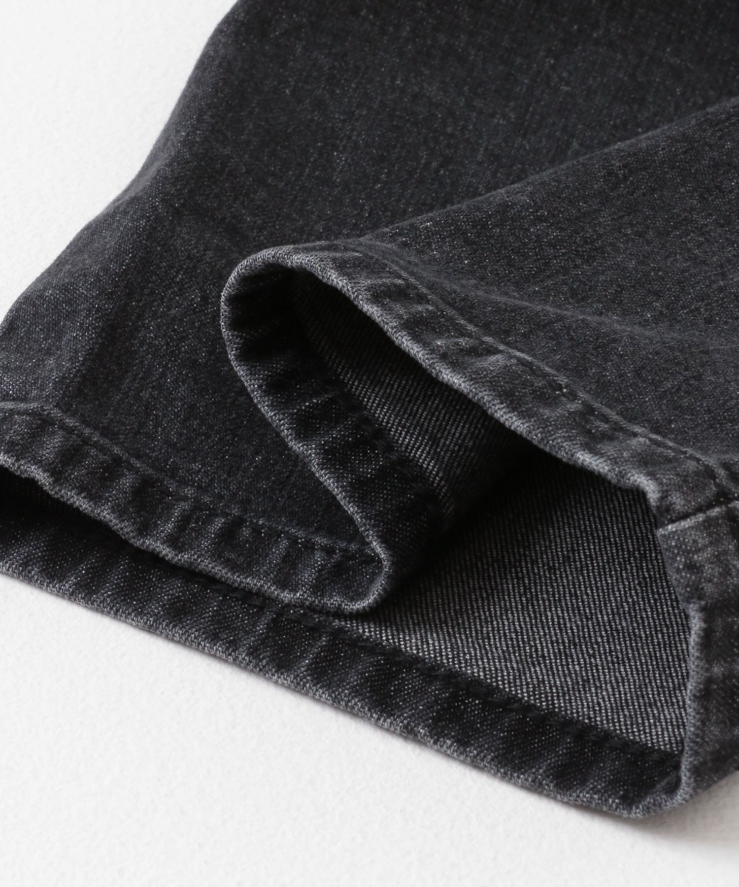 BLACK USED
