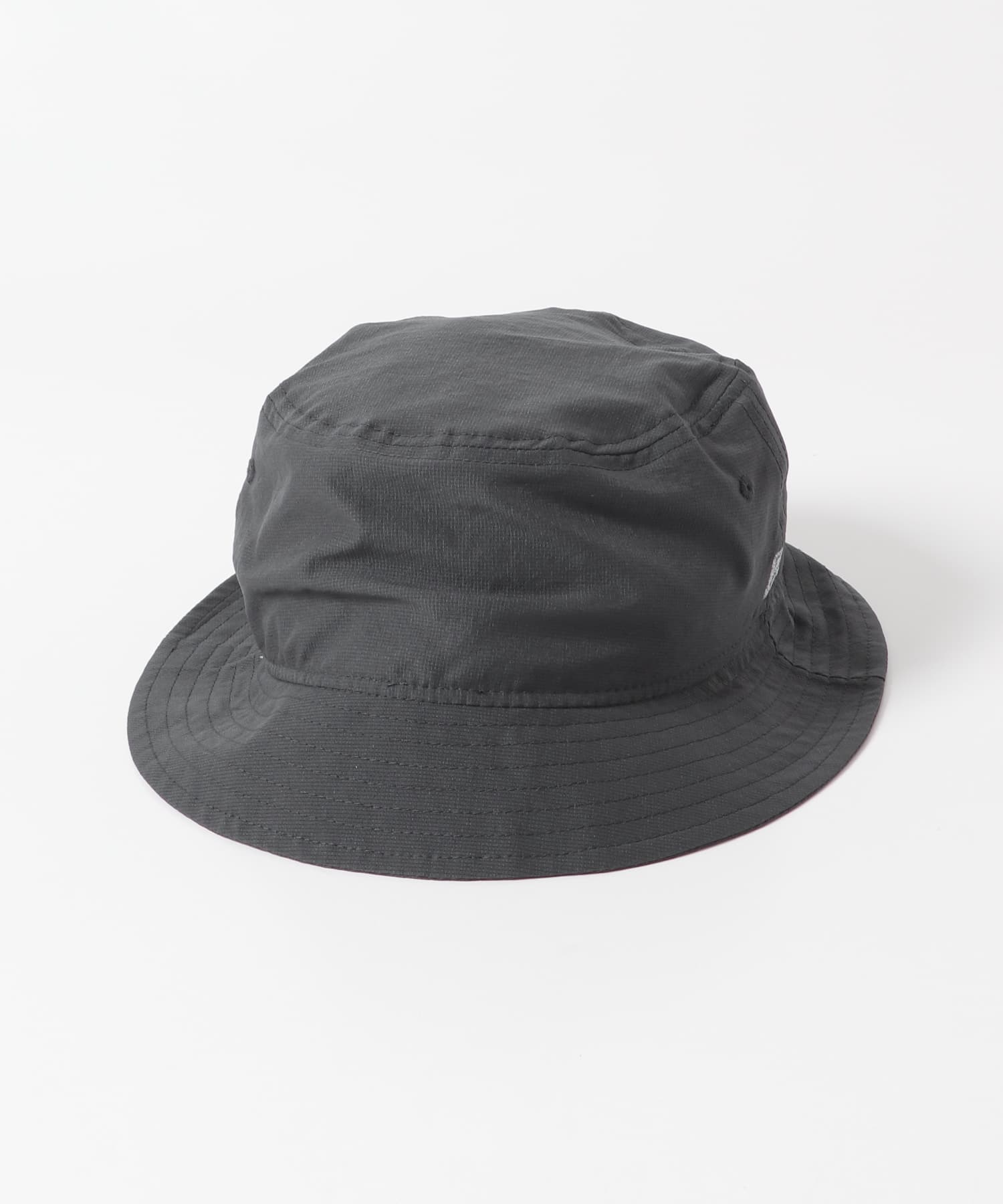 New Era　BKT01 TECH AIRCOOLDOTS GR