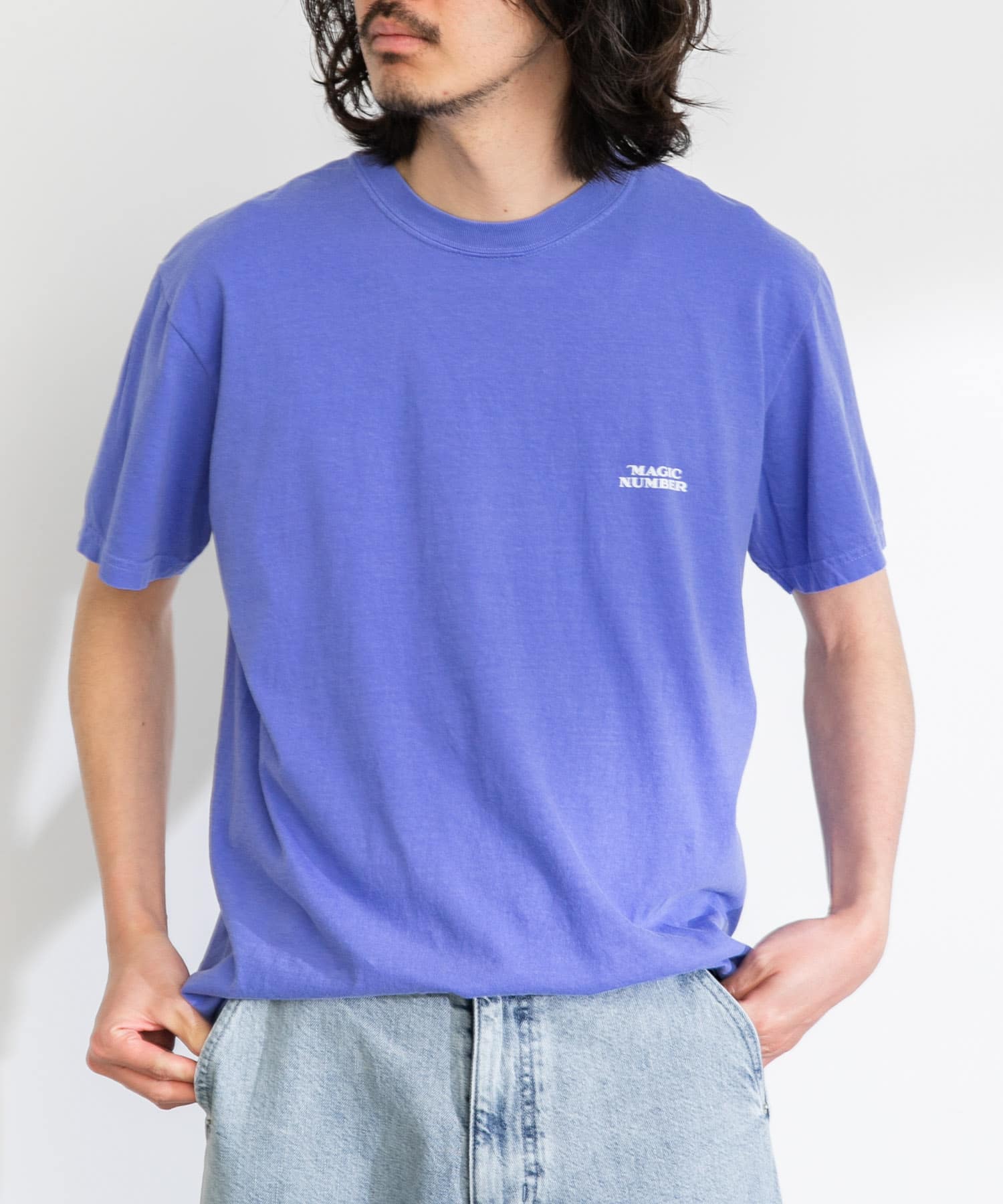 身長：180cm 体重：60kg サイズ：L