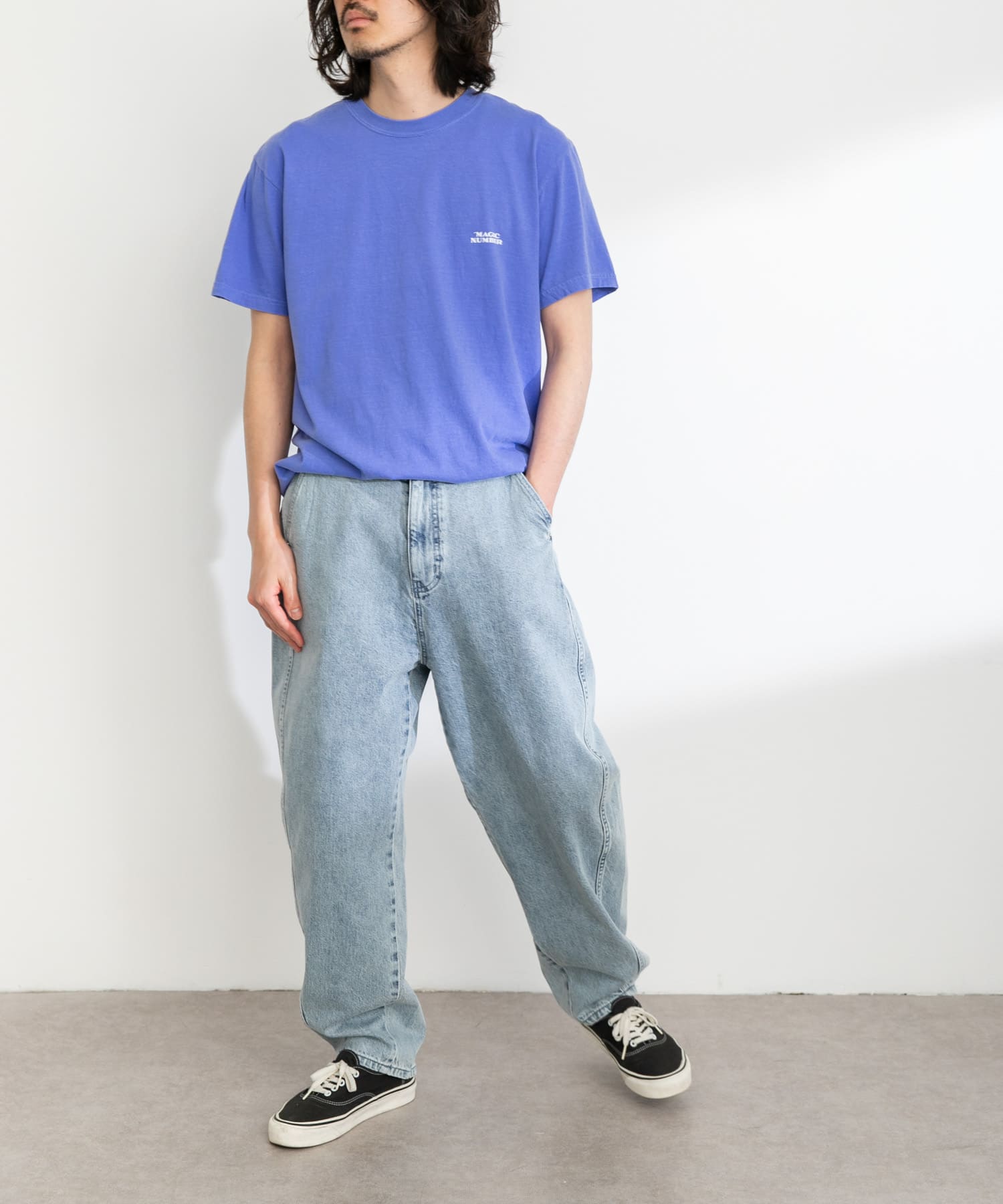 身長：180cm 体重：60kg サイズ：L