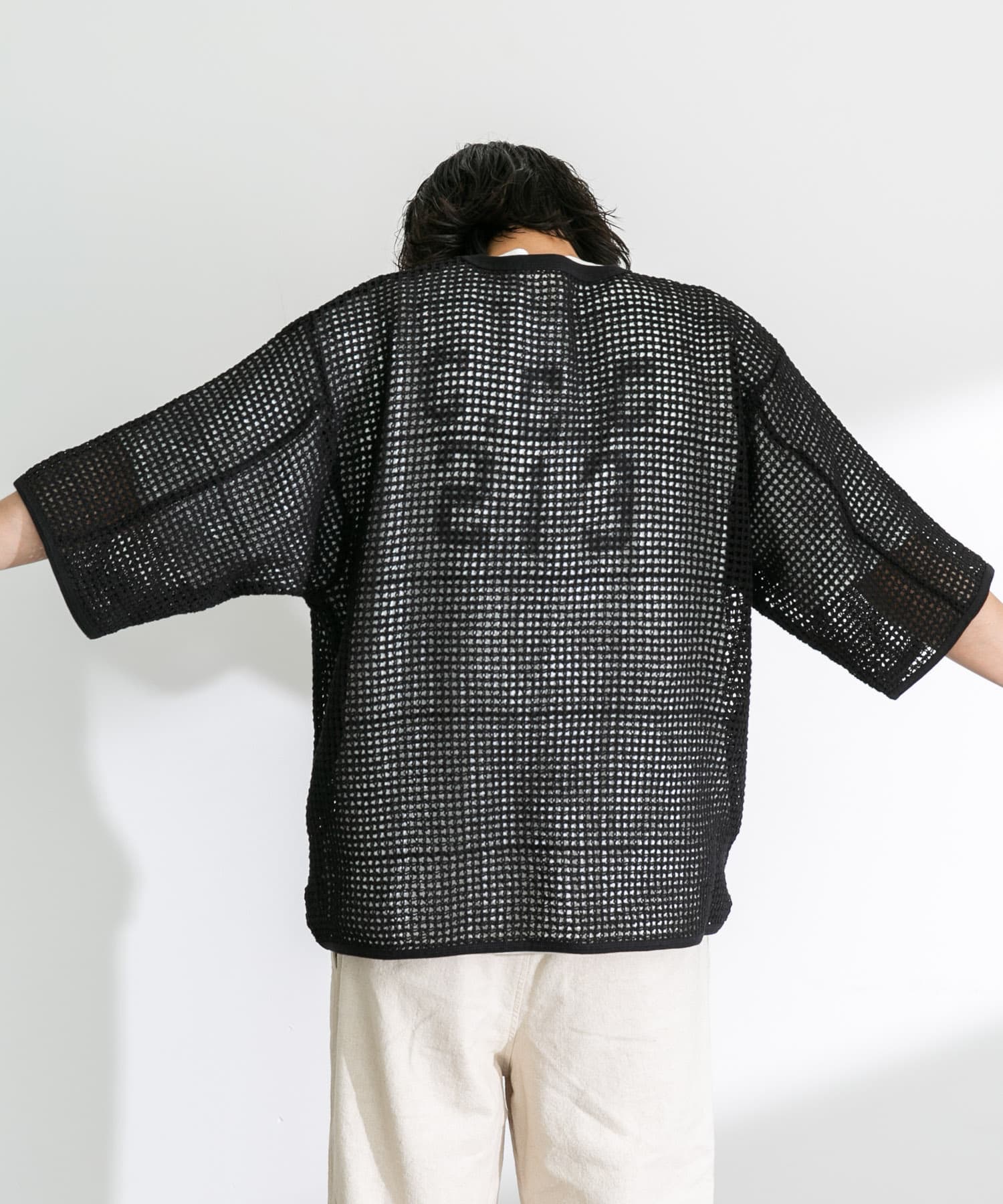 身長：180cm 体重：60kg サイズ：L