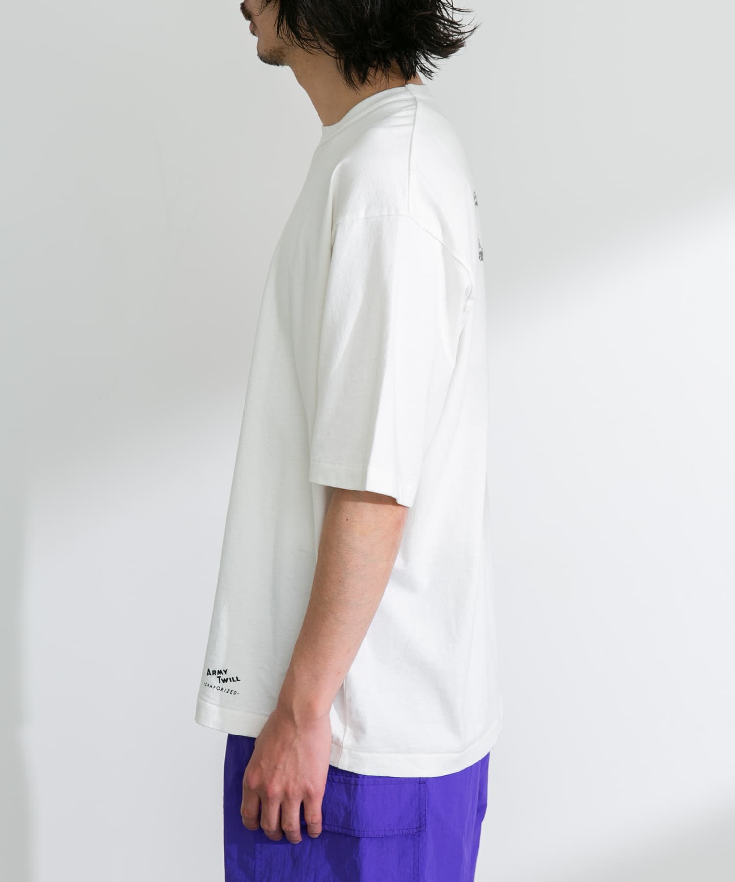 身長：180cm 体重：60kg サイズ：L