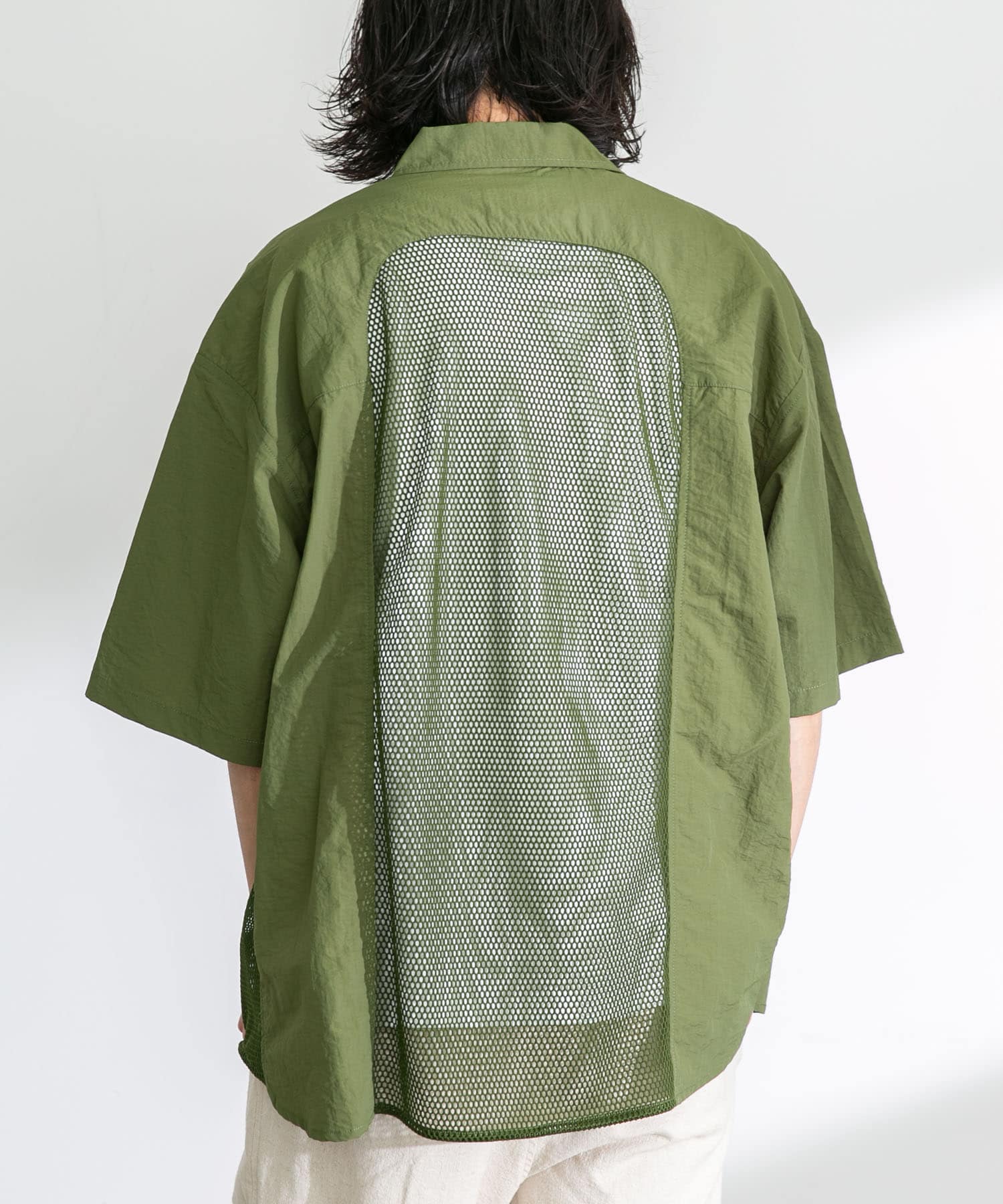 KHAKI