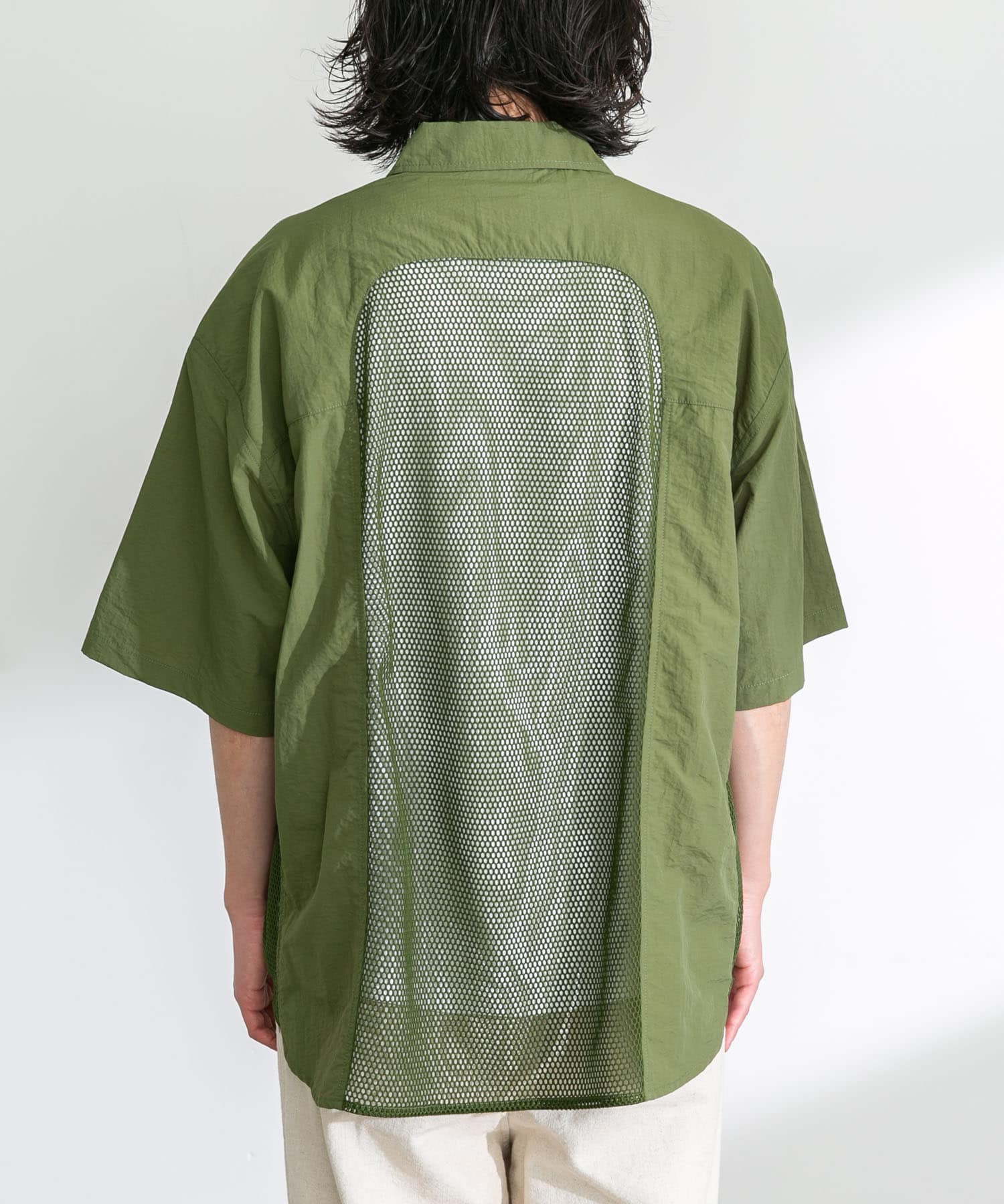 KHAKI