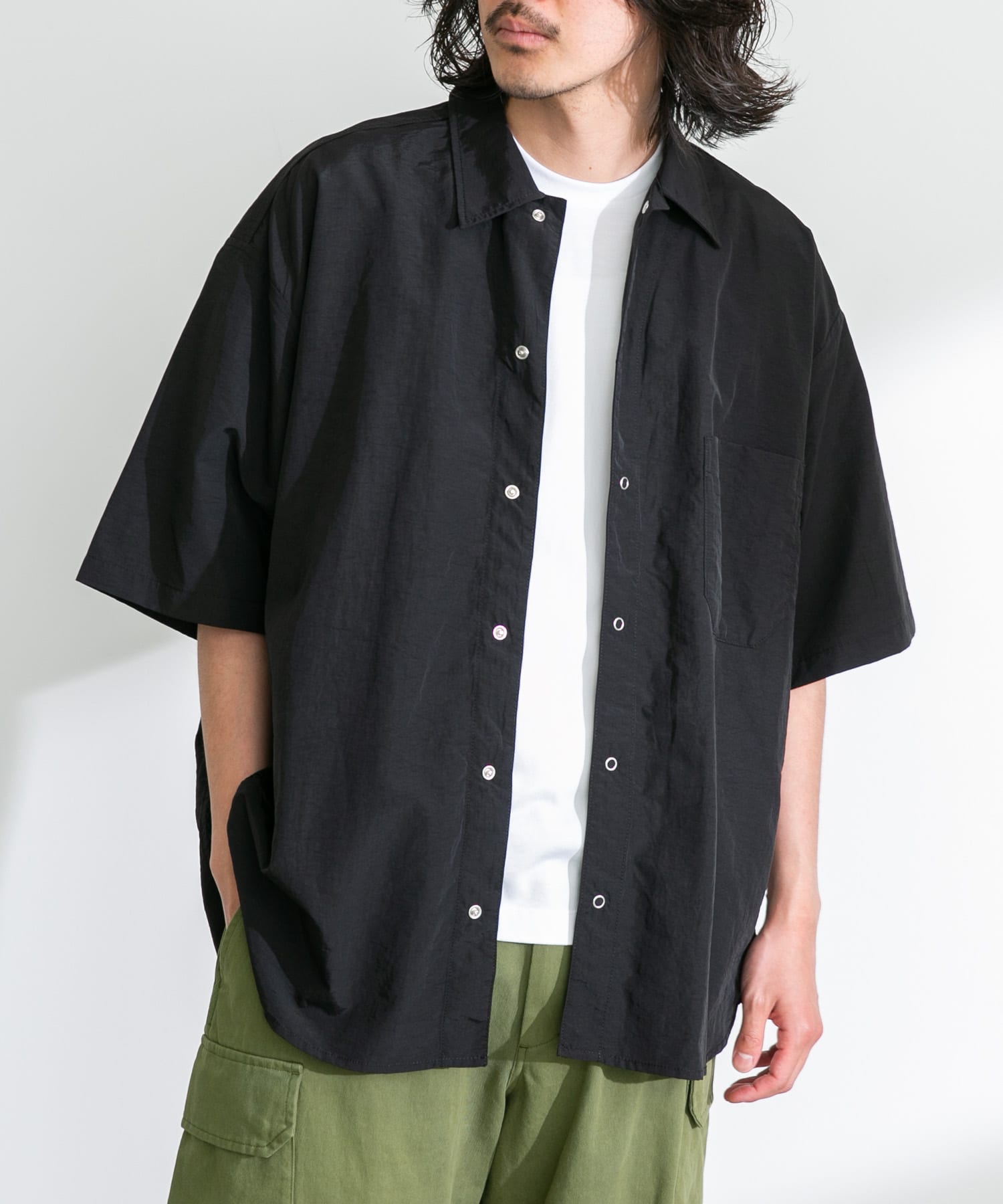 身長：180cm 体重：60kg サイズ：L