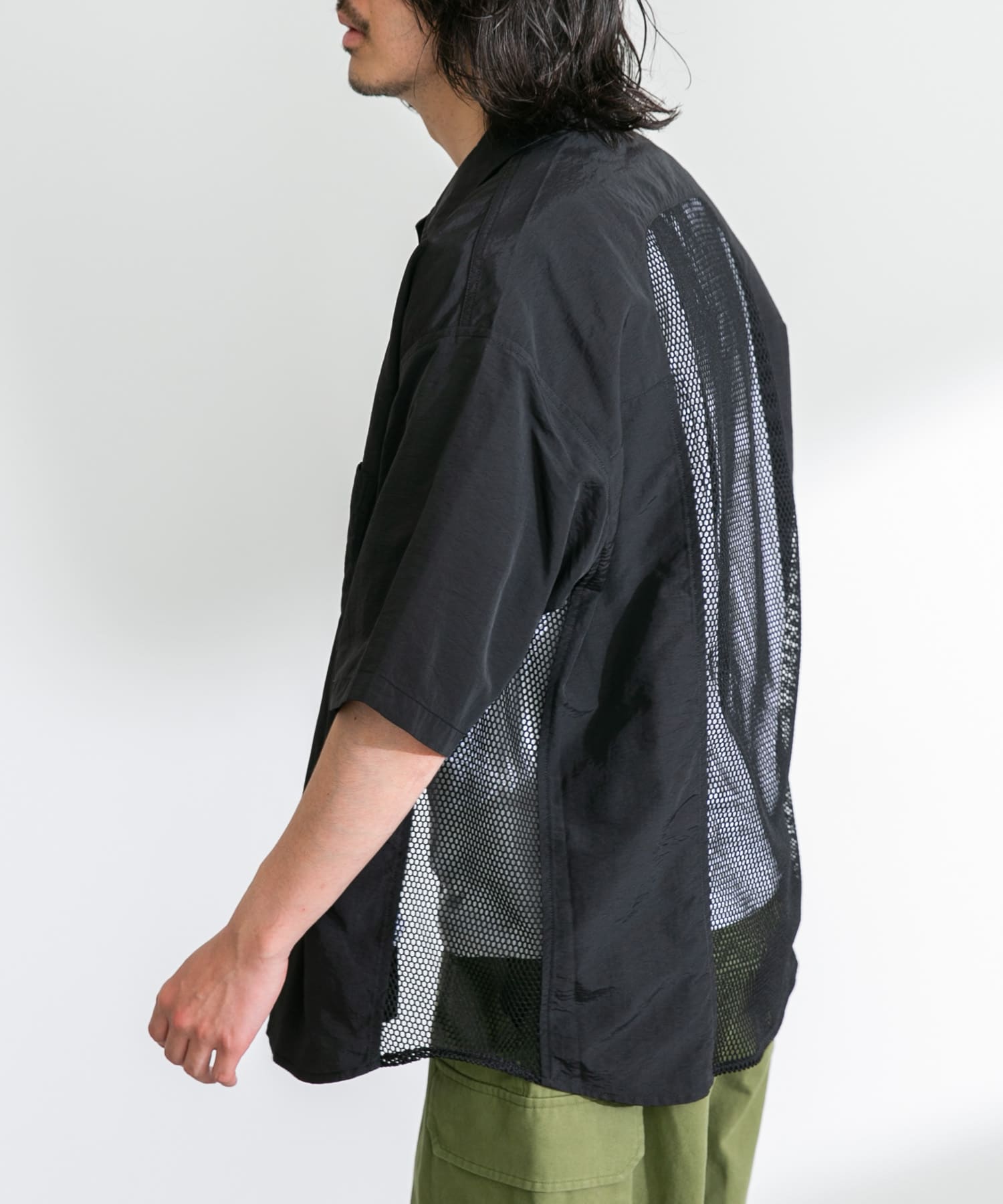 身長：180cm 体重：60kg サイズ：L