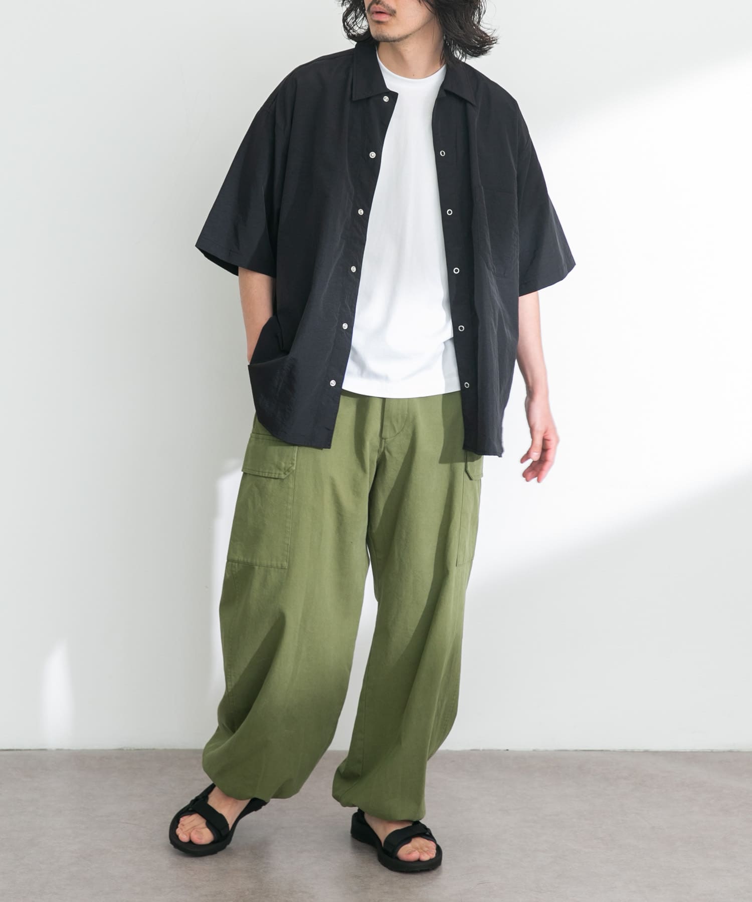 身長：180cm 体重：60kg サイズ：L