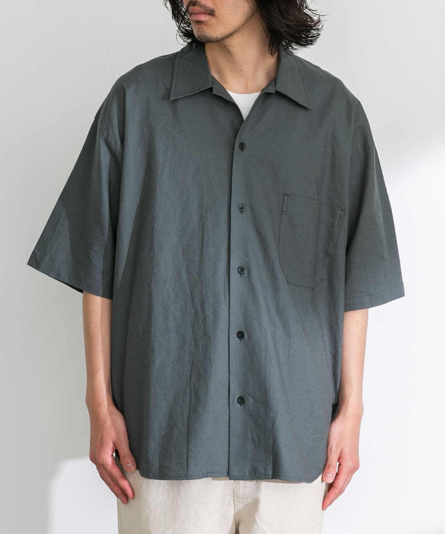 身長：180cm 体重：60kg サイズ：L