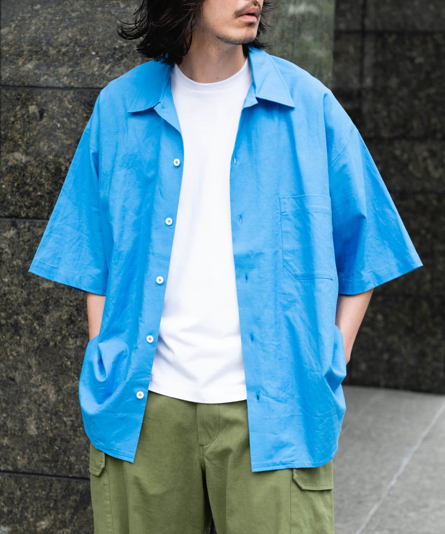 BLUE