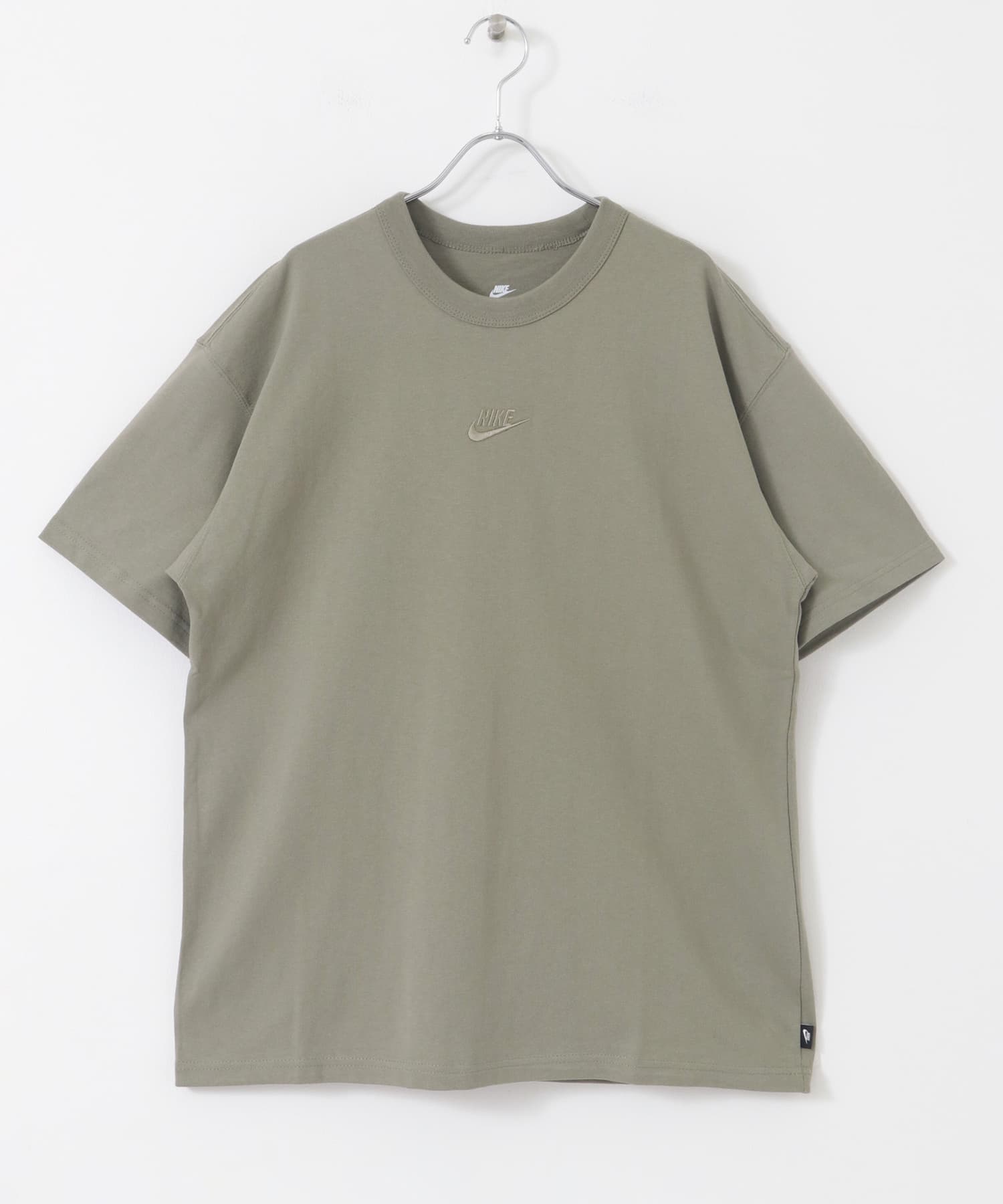 NIKE　エッセンシャル SUST ショートスリーブ Tシャツ
