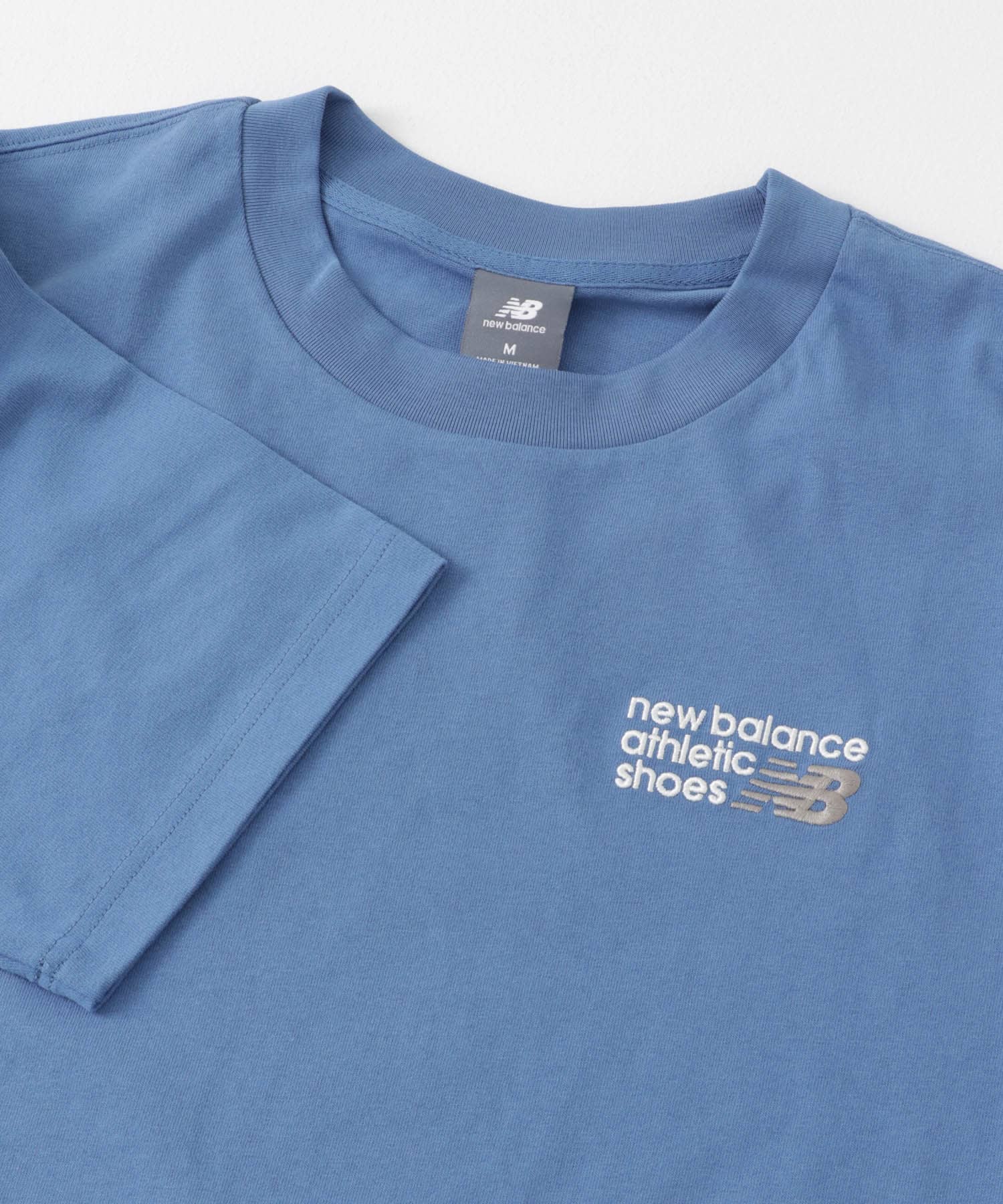 NEW BALANCE　Athletics プレミアムロゴクルー シーストーン M