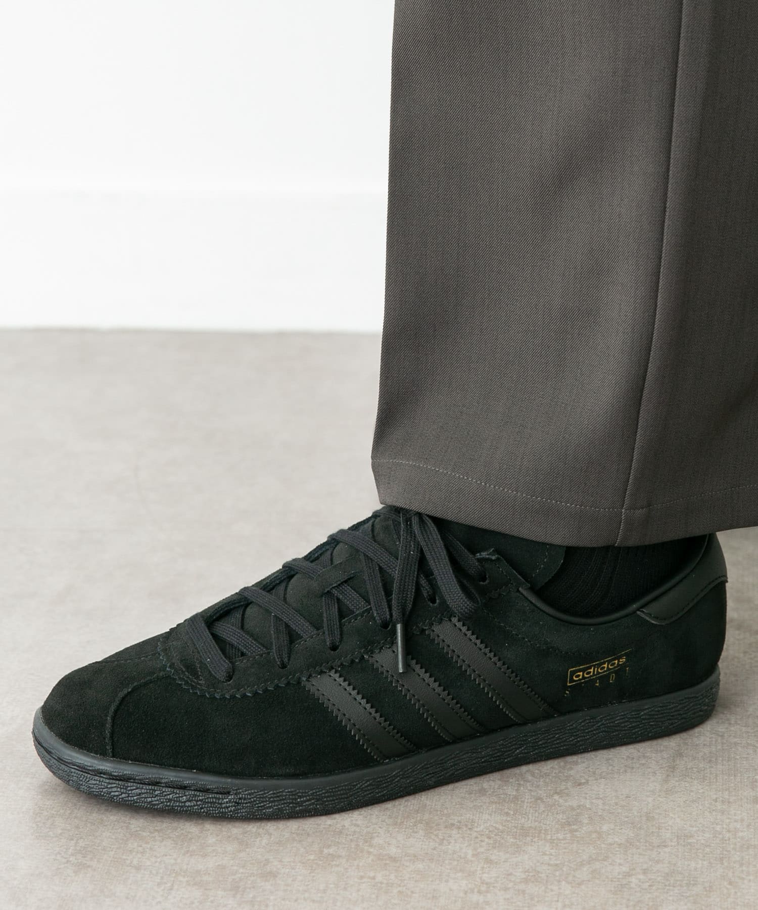 adidas　STADT ブラック 26