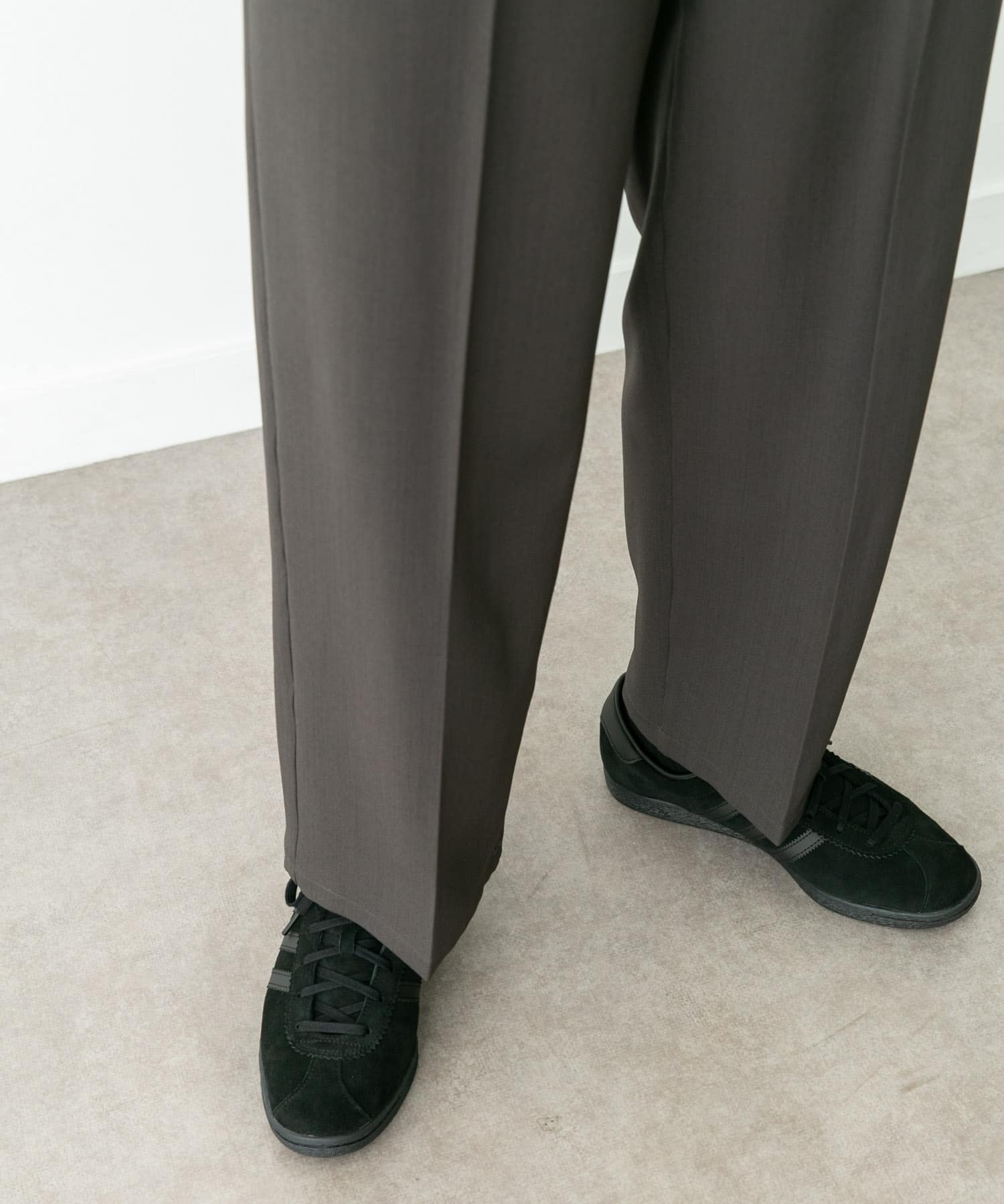 adidas　STADT ブラック 26