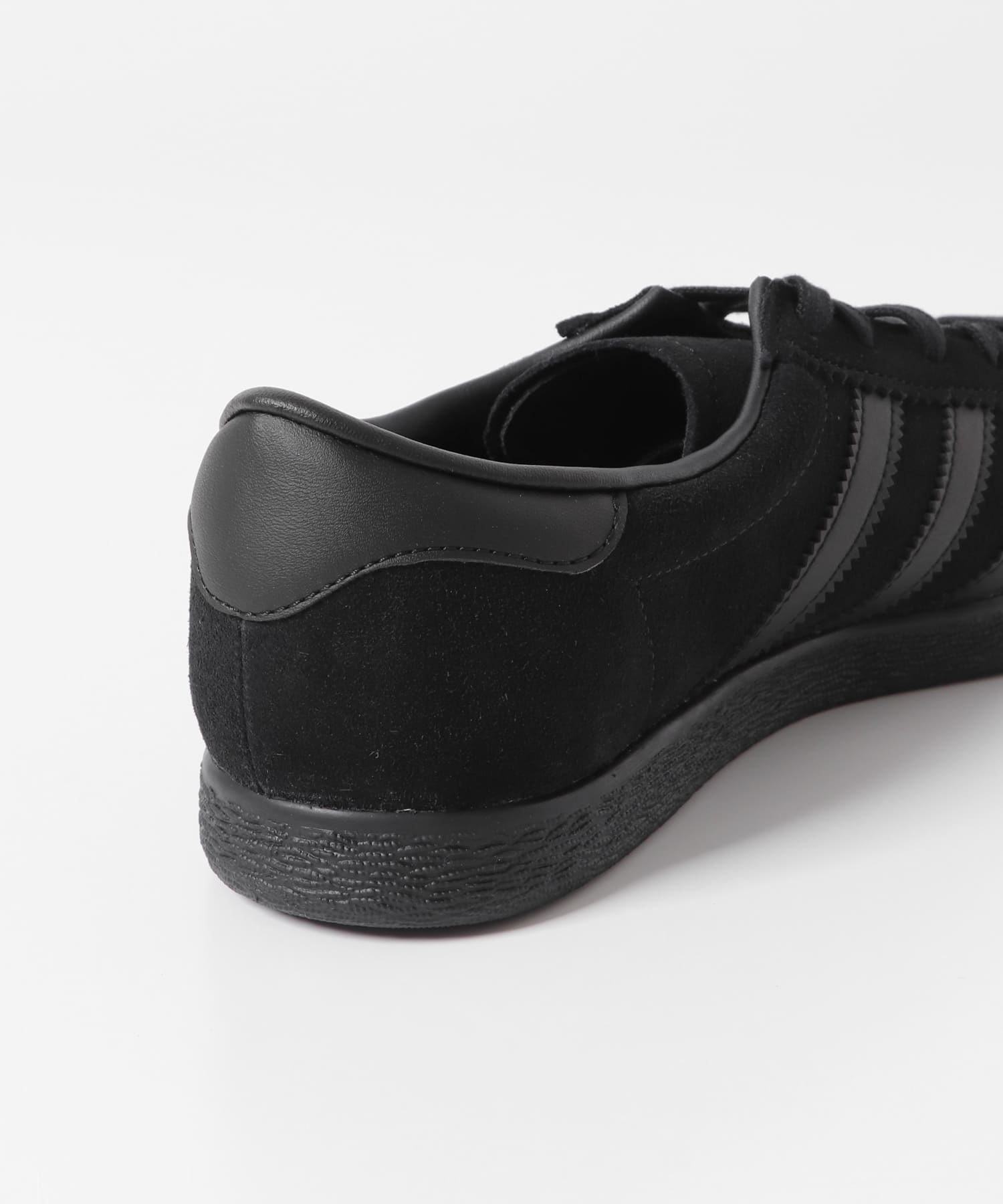 adidas　STADT ブラック 26