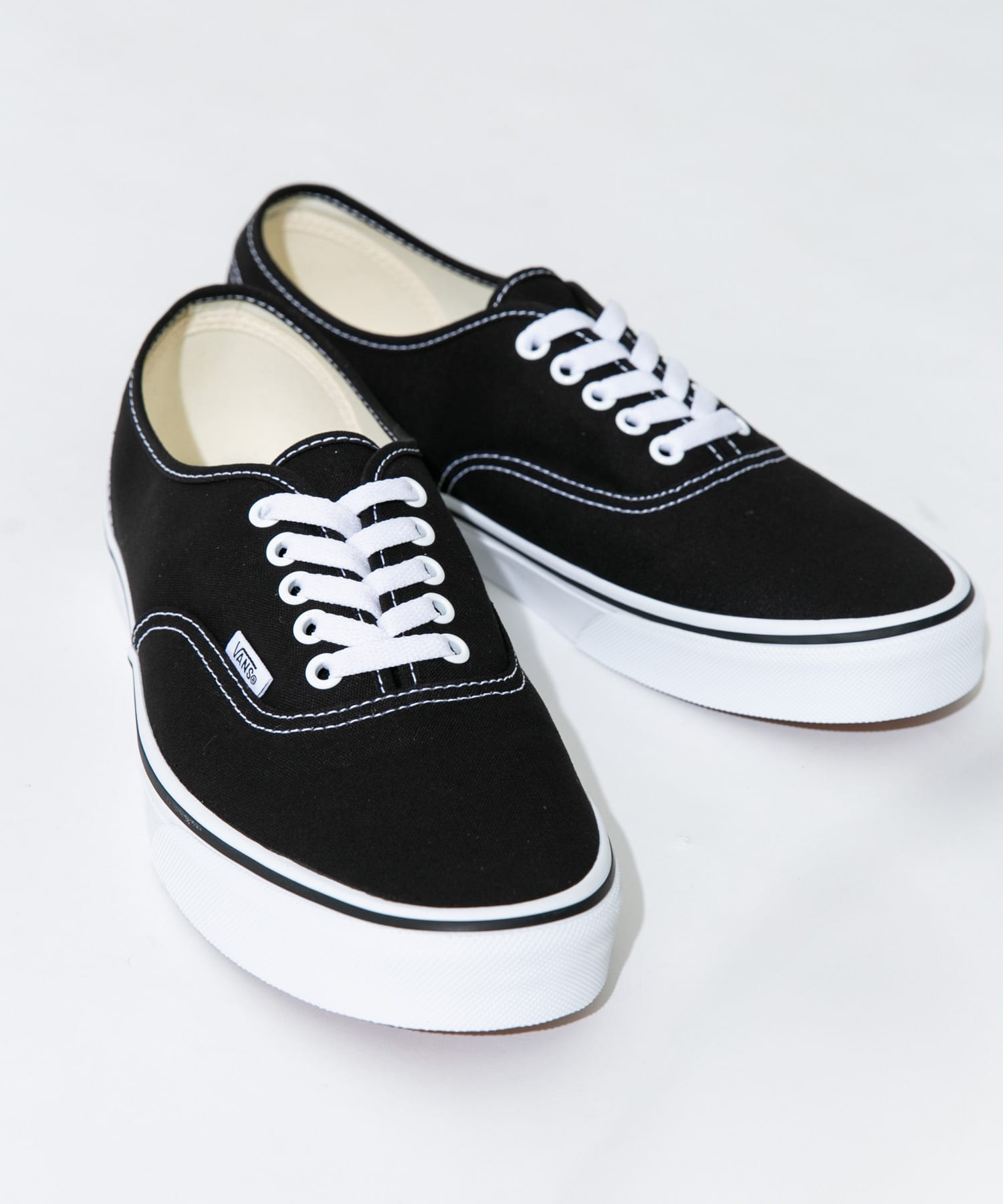 VANS　UA Authentic Black 8