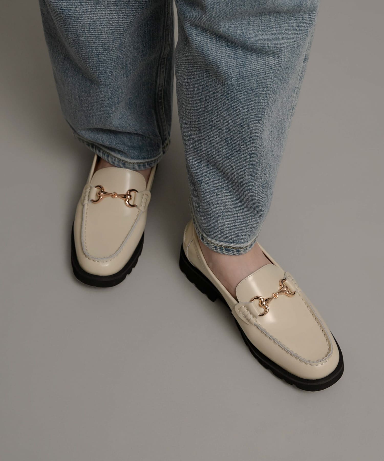 ARTESANOS　ビットローファー OFF WHITE 37