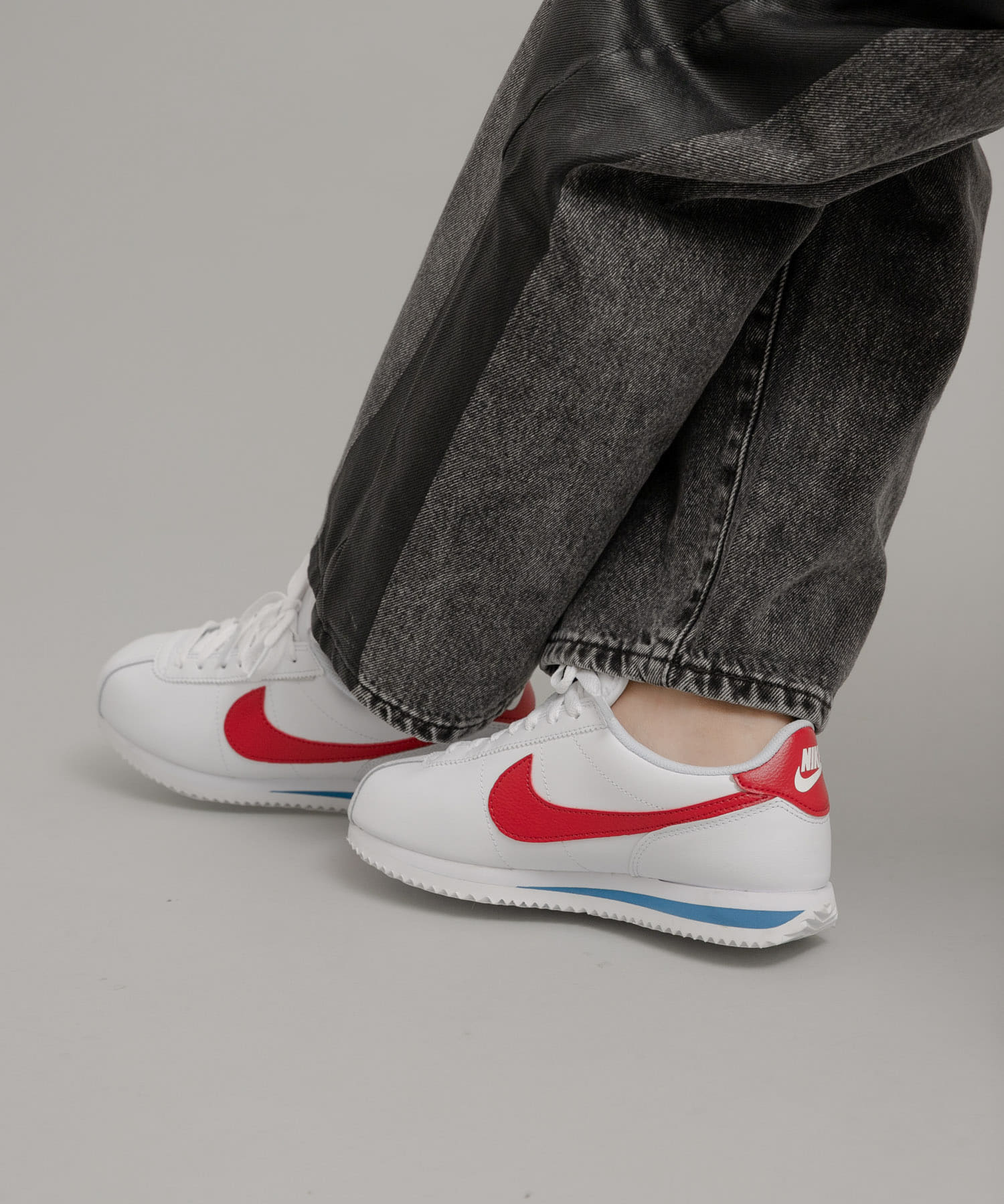 NIKE　ウィメンズコルテッツ WHITE 23