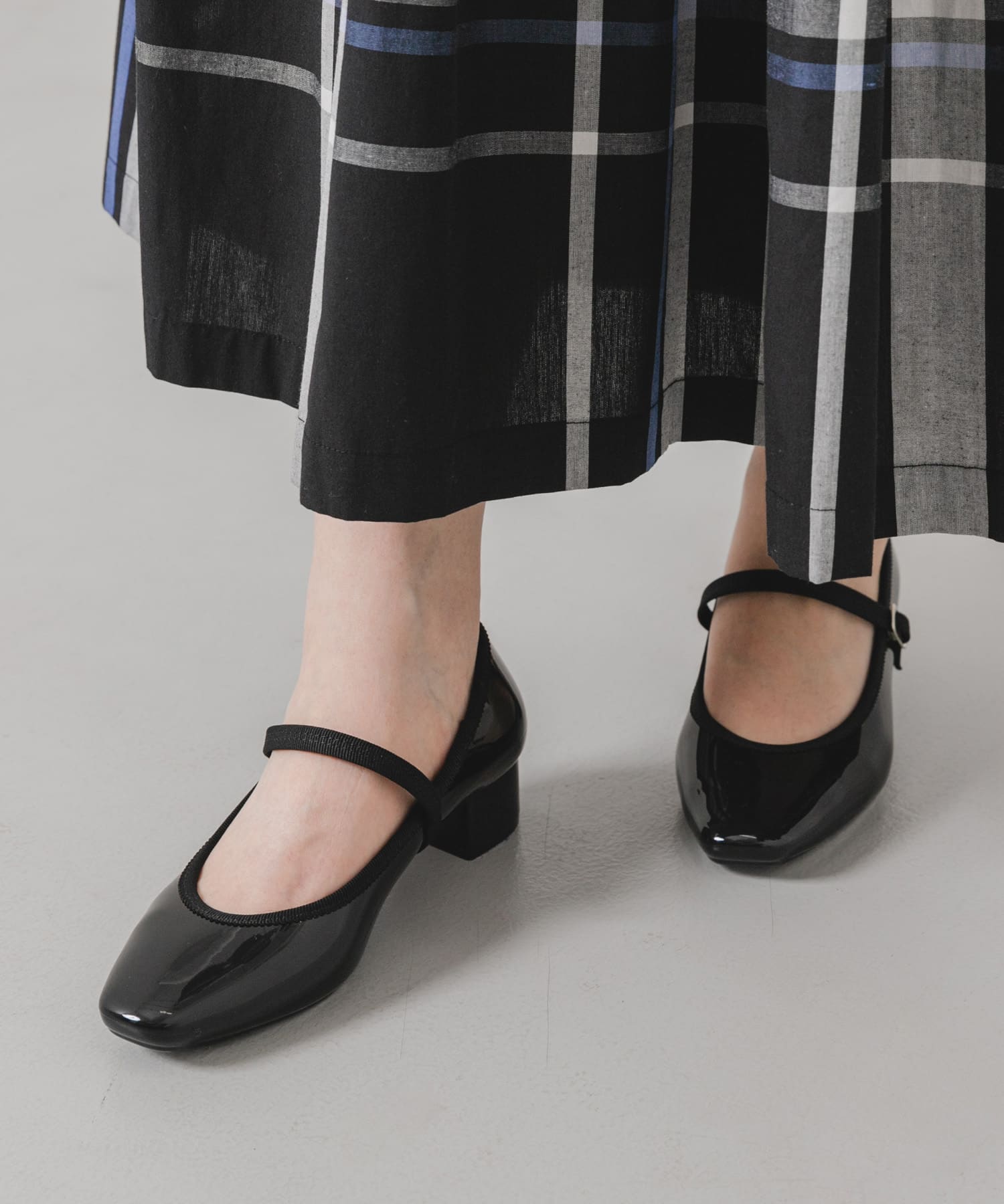 TEMPERATE　CANNON BLACK 37